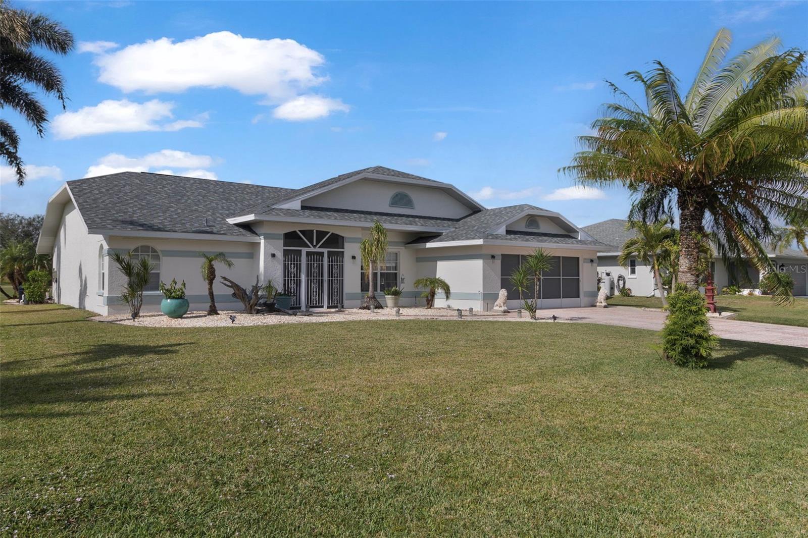303 PARAMARIBO ST, PUNTA GORDA, FL, 33983