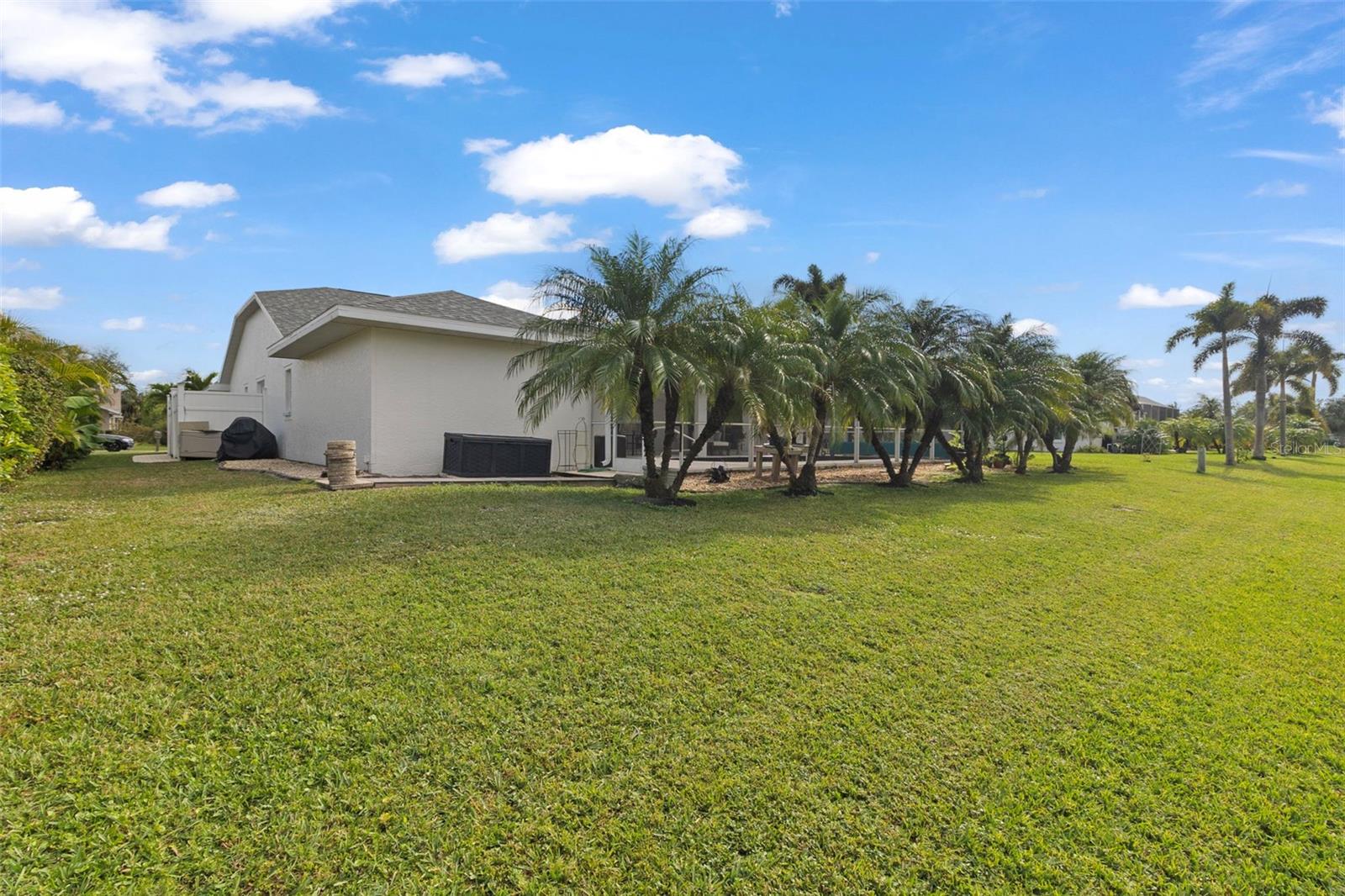 303 PARAMARIBO ST, PUNTA GORDA, FL, 33983