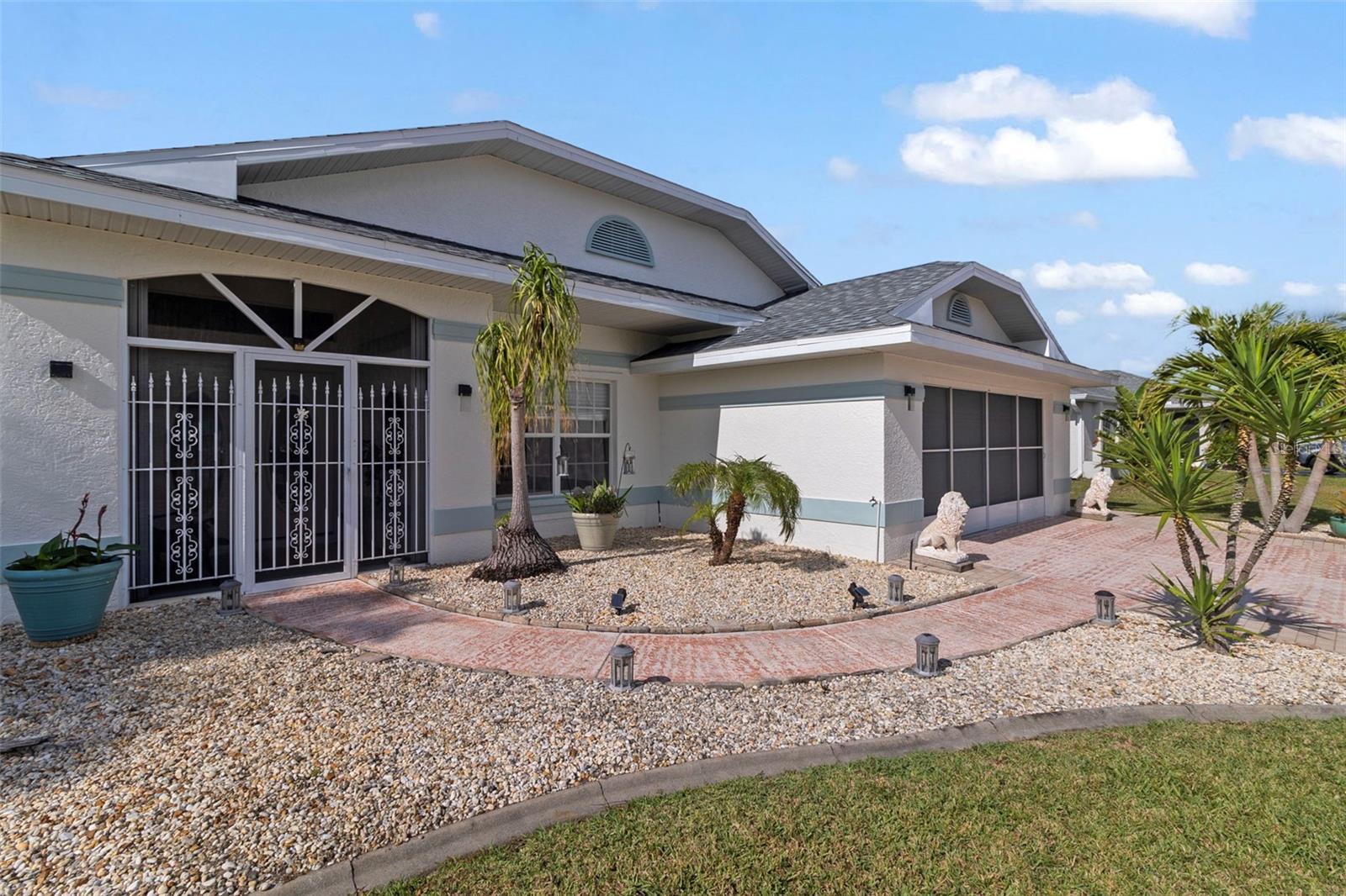 303 PARAMARIBO ST, PUNTA GORDA, FL, 33983