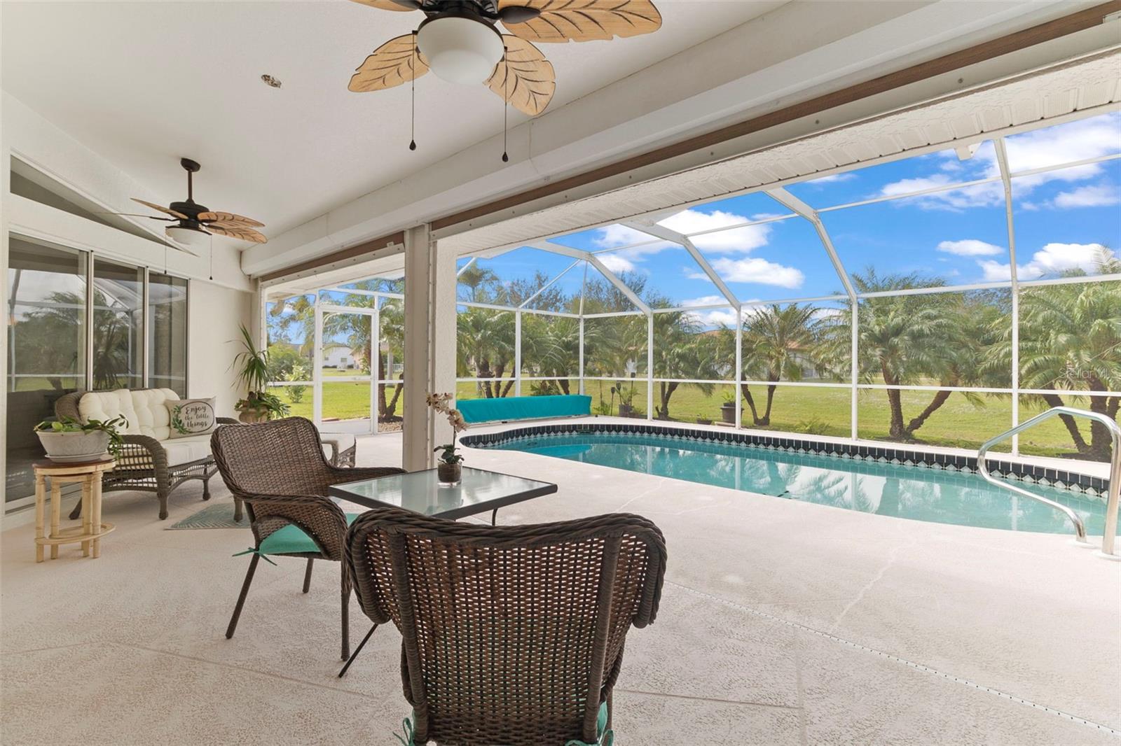 303 PARAMARIBO ST, PUNTA GORDA, FL, 33983