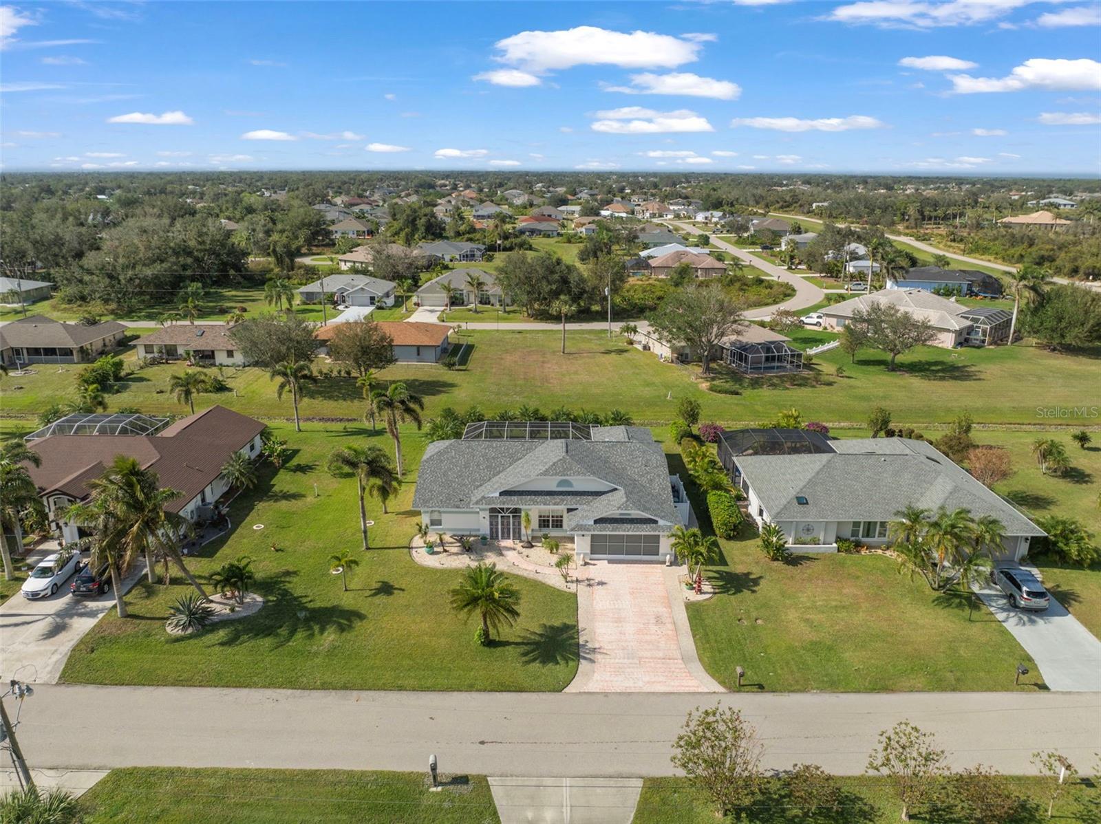 303 PARAMARIBO ST, PUNTA GORDA, FL, 33983