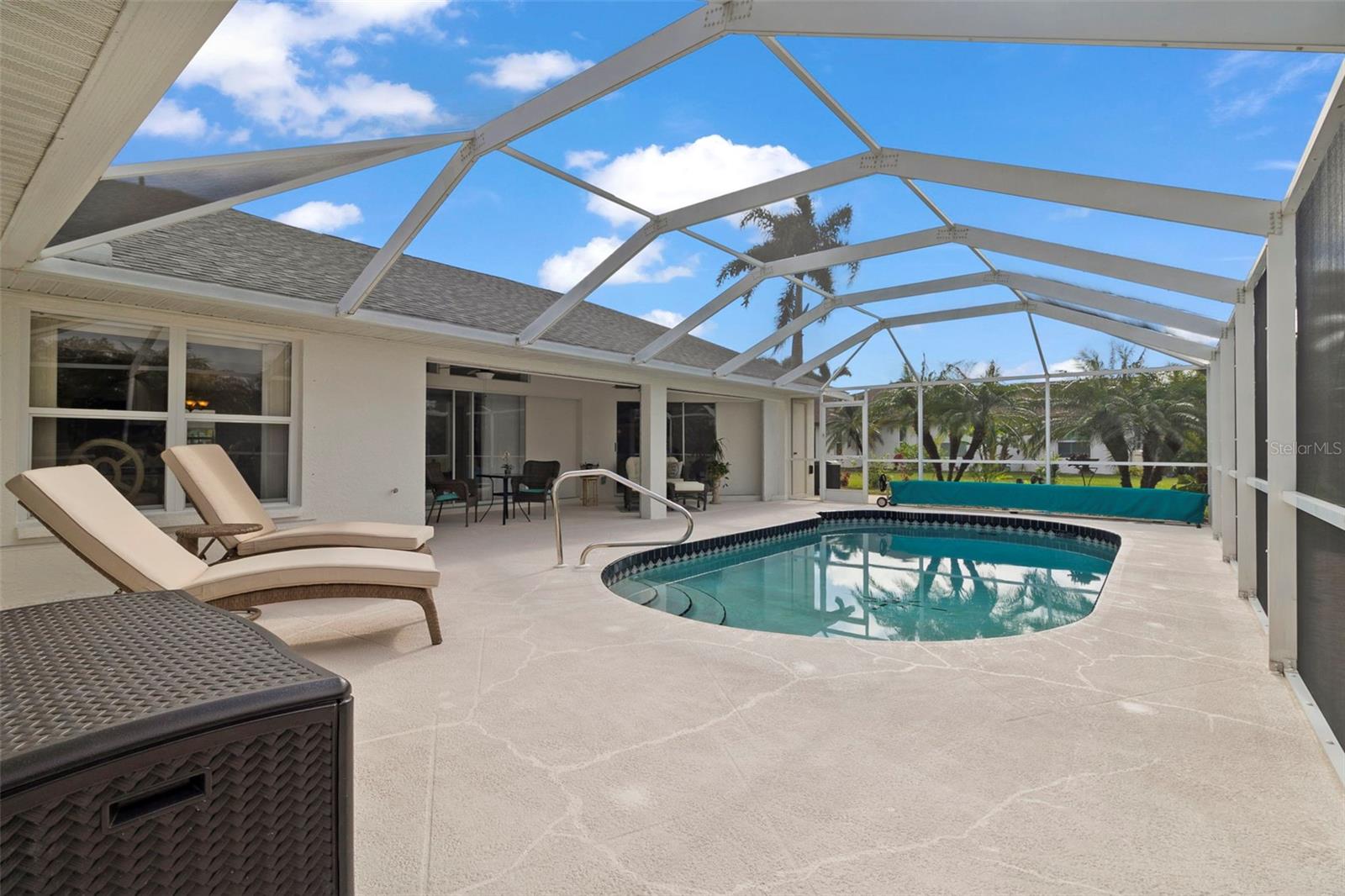 303 PARAMARIBO ST, PUNTA GORDA, FL, 33983