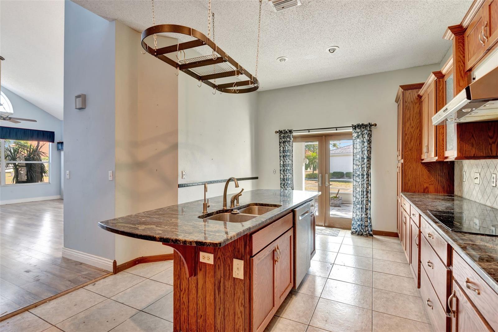741 FAIRWAY RIDGE CT, SUN CITY CENTER, FL, 33573
