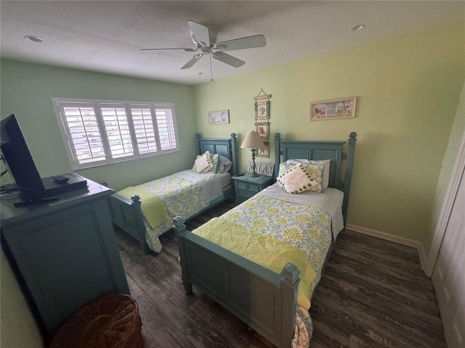 2310 GULF DR N #205, BRADENTON BEACH, FL, 34217