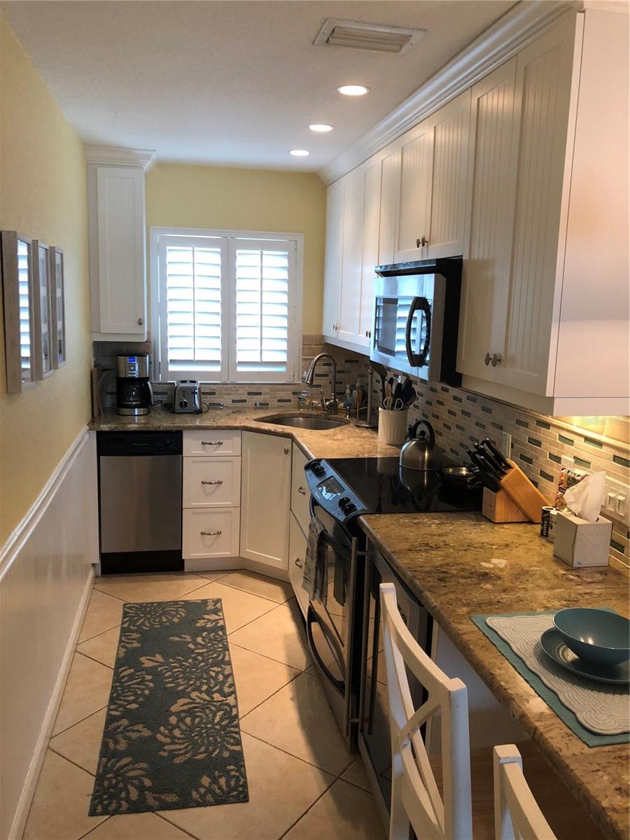 2310 GULF DR N #205, BRADENTON BEACH, FL, 34217