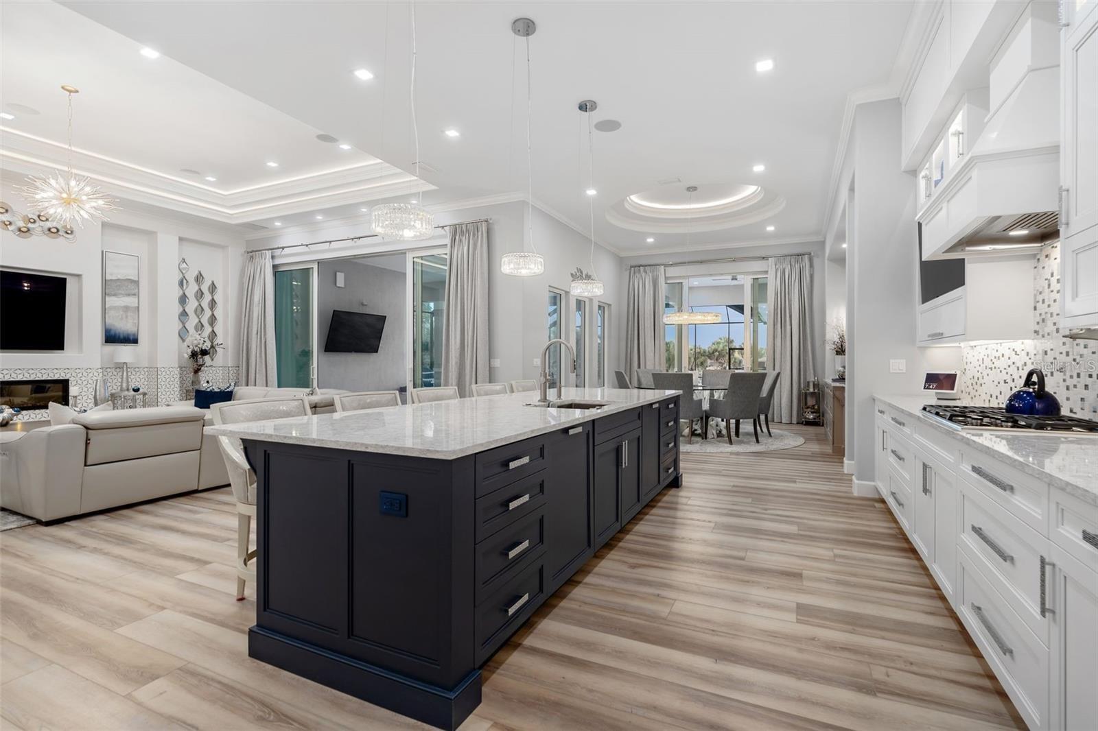8 ISLAND ESTATES PARKWAY, PALM COAST, FL, 32137