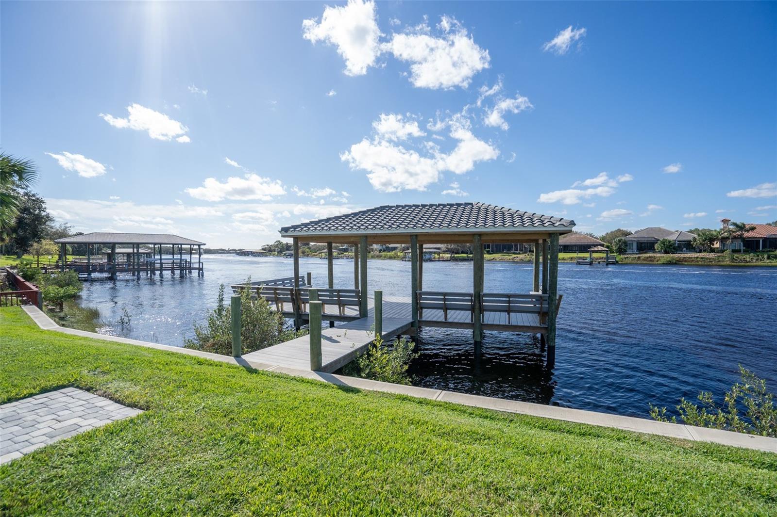 8 ISLAND ESTATES PARKWAY, PALM COAST, FL, 32137