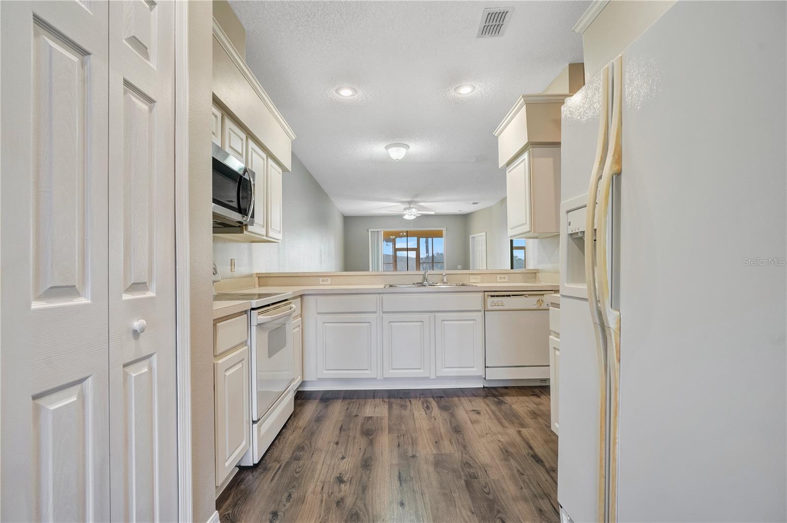 129 CLUB VILLAS LN, KISSIMMEE, FL, 34744