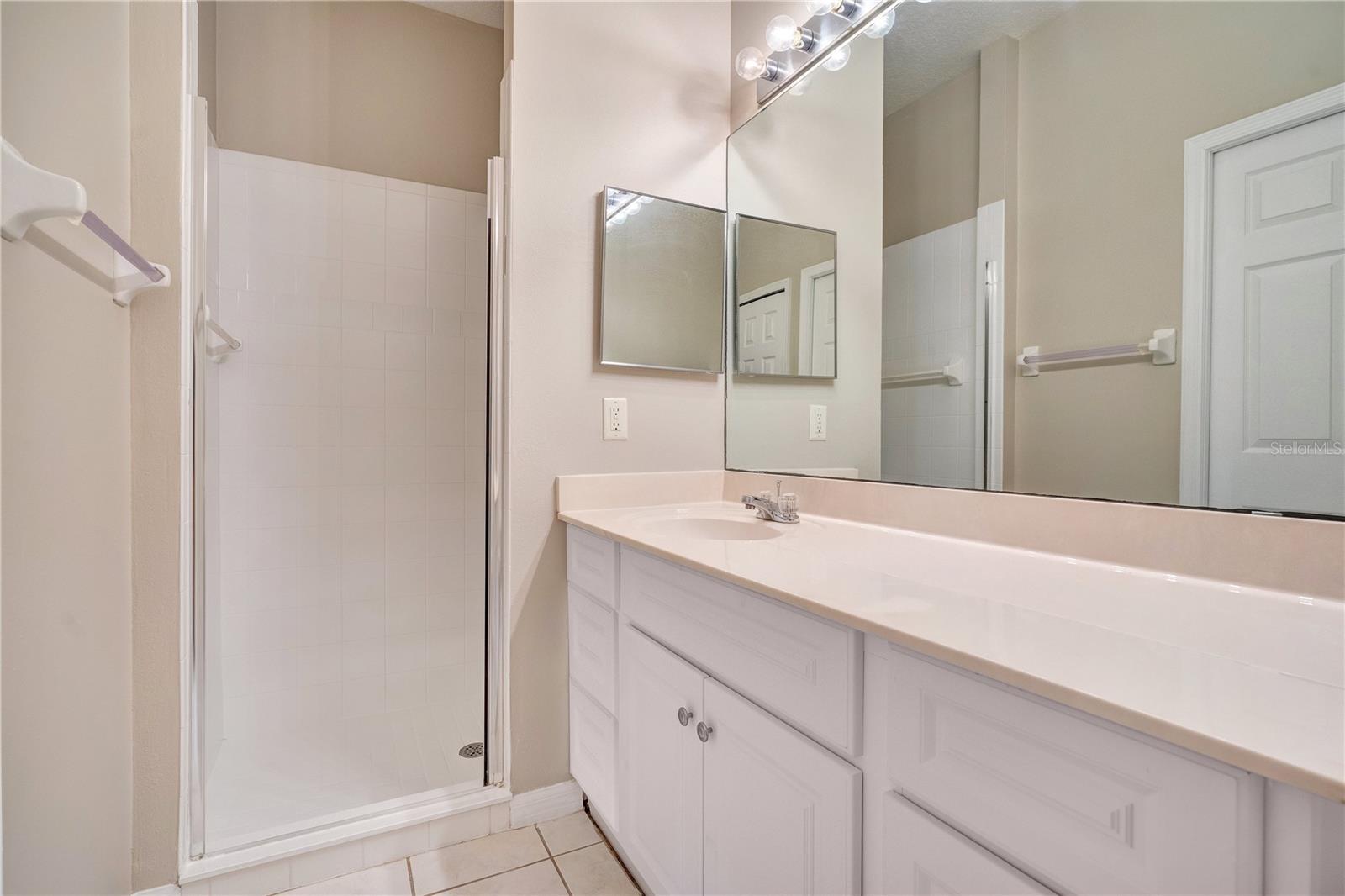 129 CLUB VILLAS LN, KISSIMMEE, FL, 34744