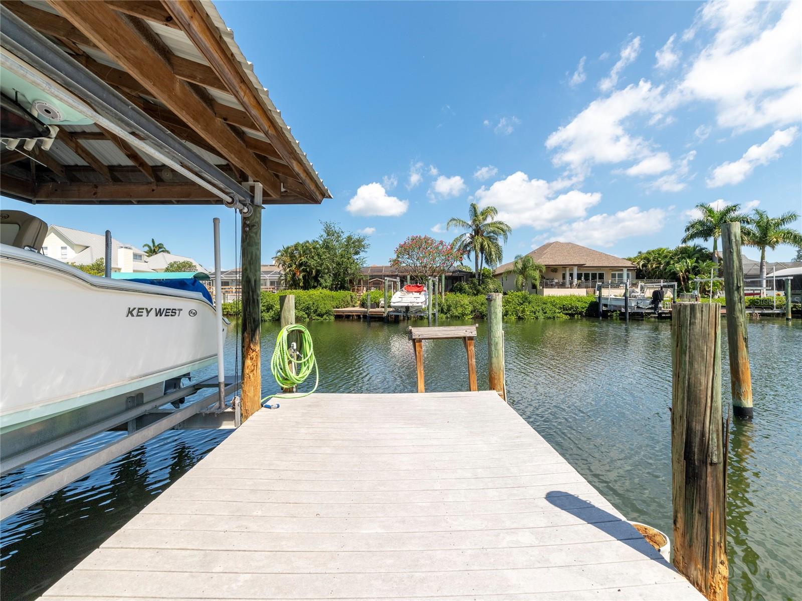 6510 SEABIRD WAY, APOLLO BEACH, FL, 33572