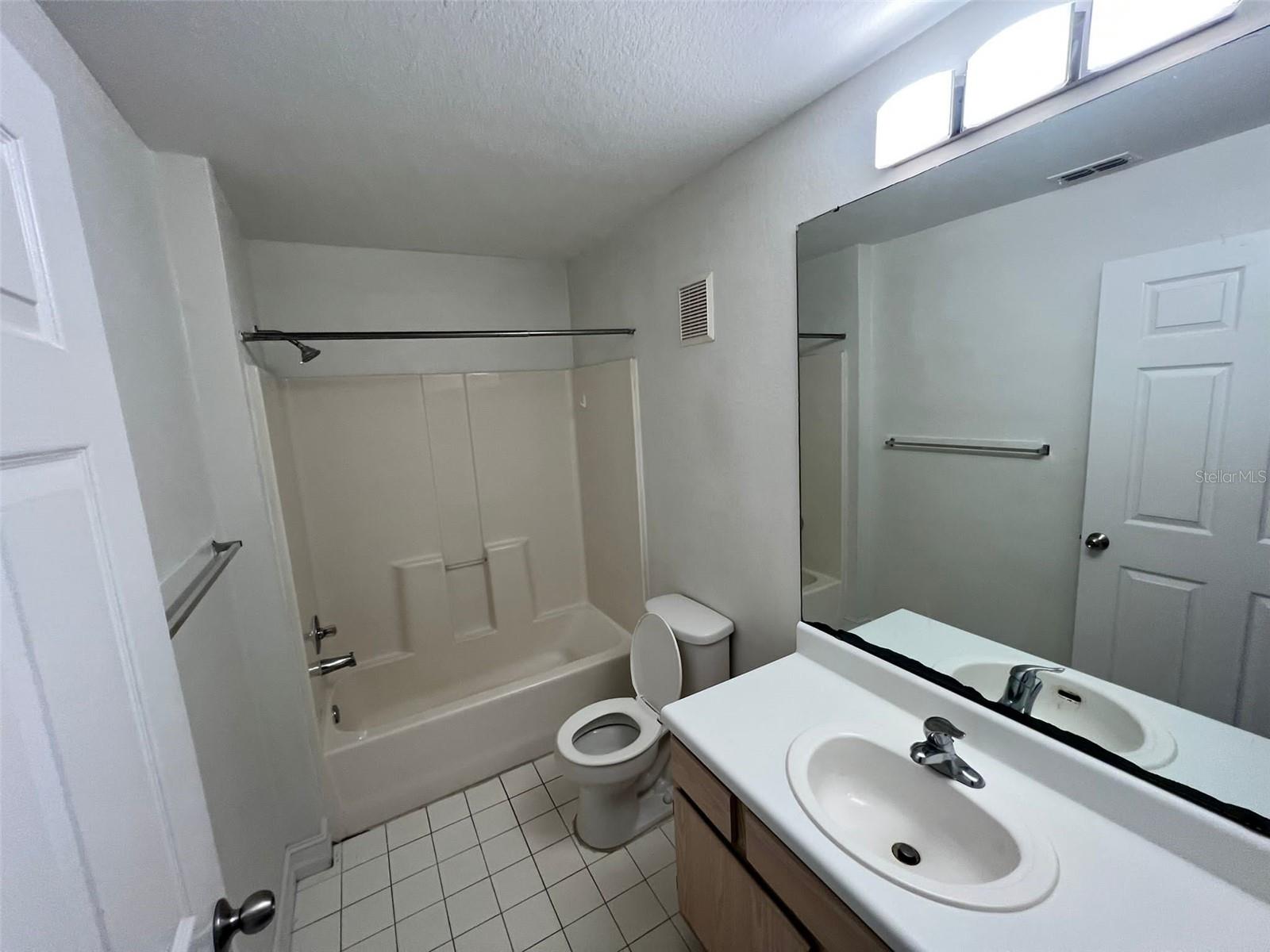 5459 VINELAND RD #4212, ORLANDO, FL, 32811