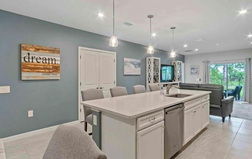 1814 W PALMS DR, PORT CHARLOTTE, FL, 33953