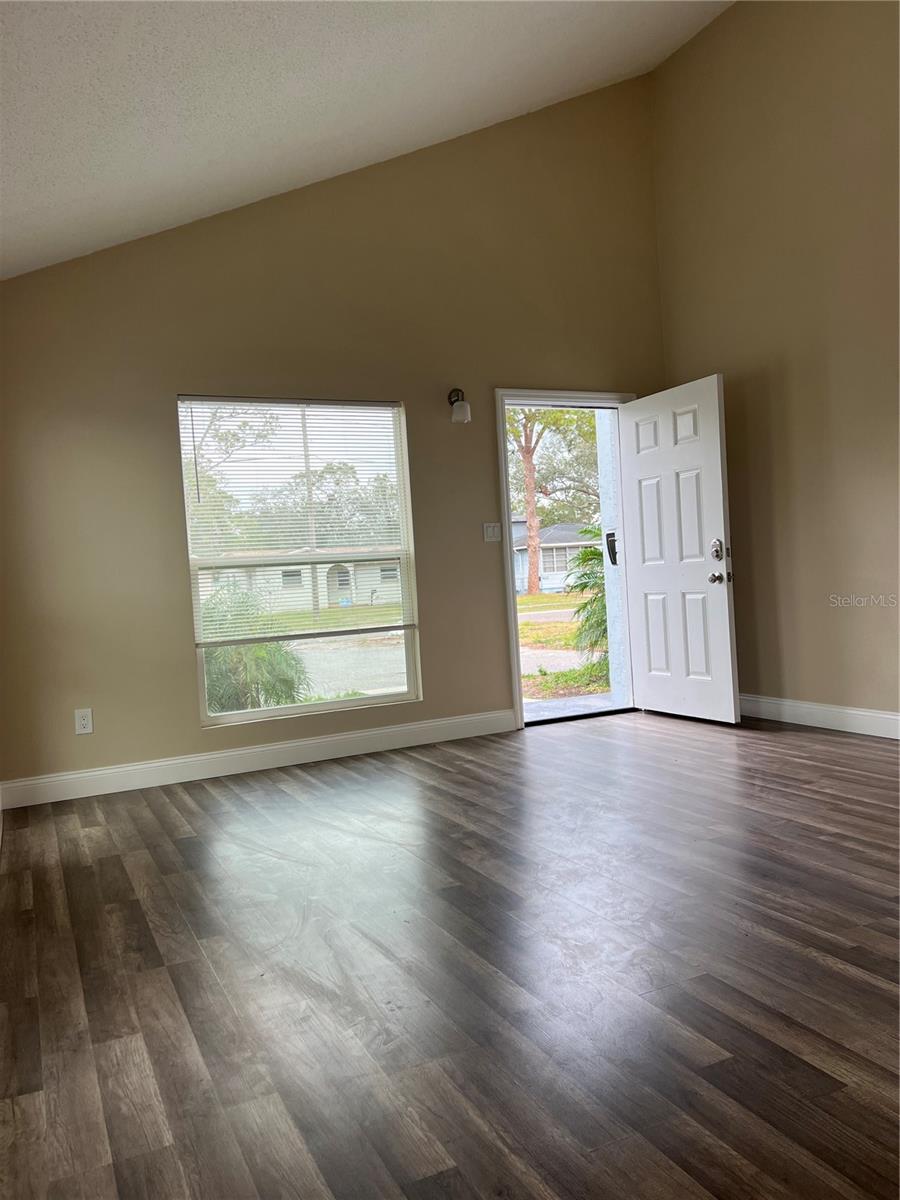 486 88TH AVE N, ST PETERSBURG, FL, 33702