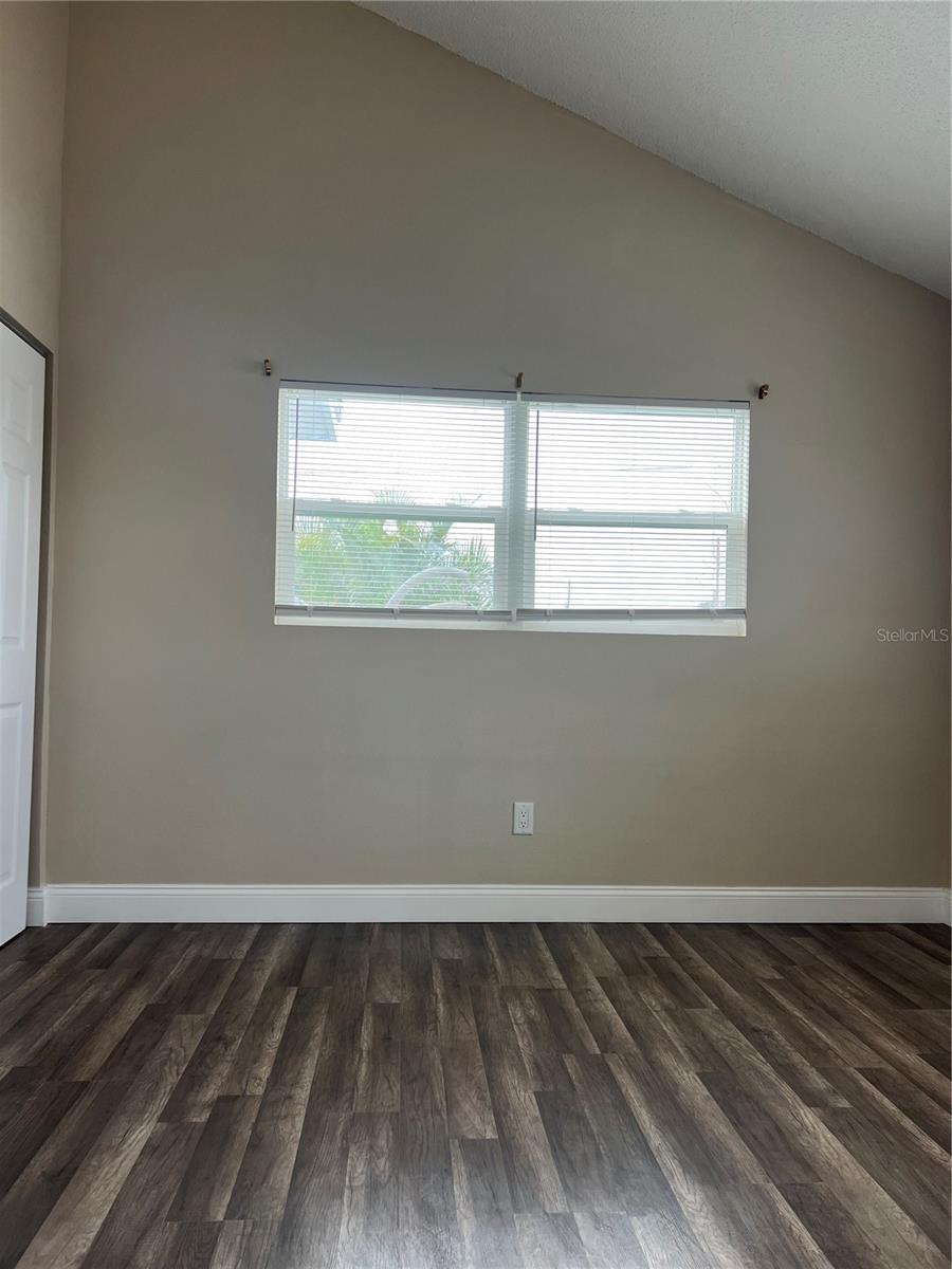 486 88TH AVE N, ST PETERSBURG, FL, 33702
