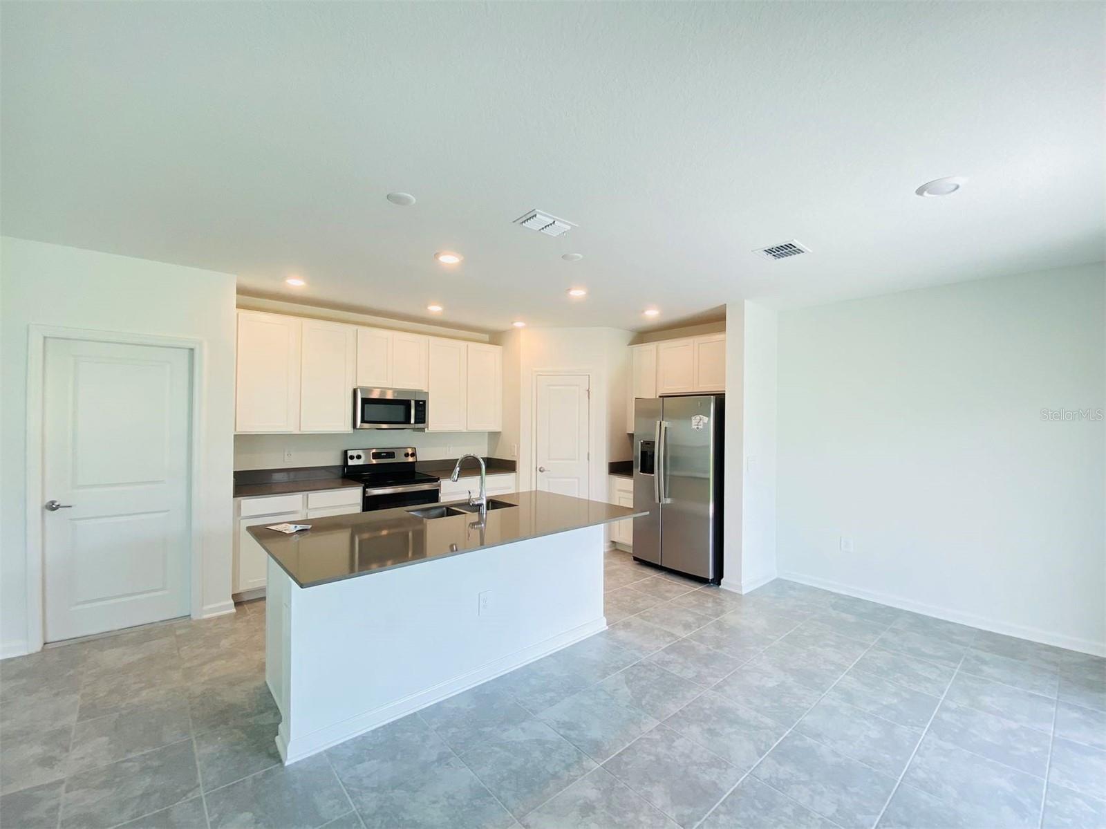 226 BRAVE RD, DAVENPORT, FL, 33837