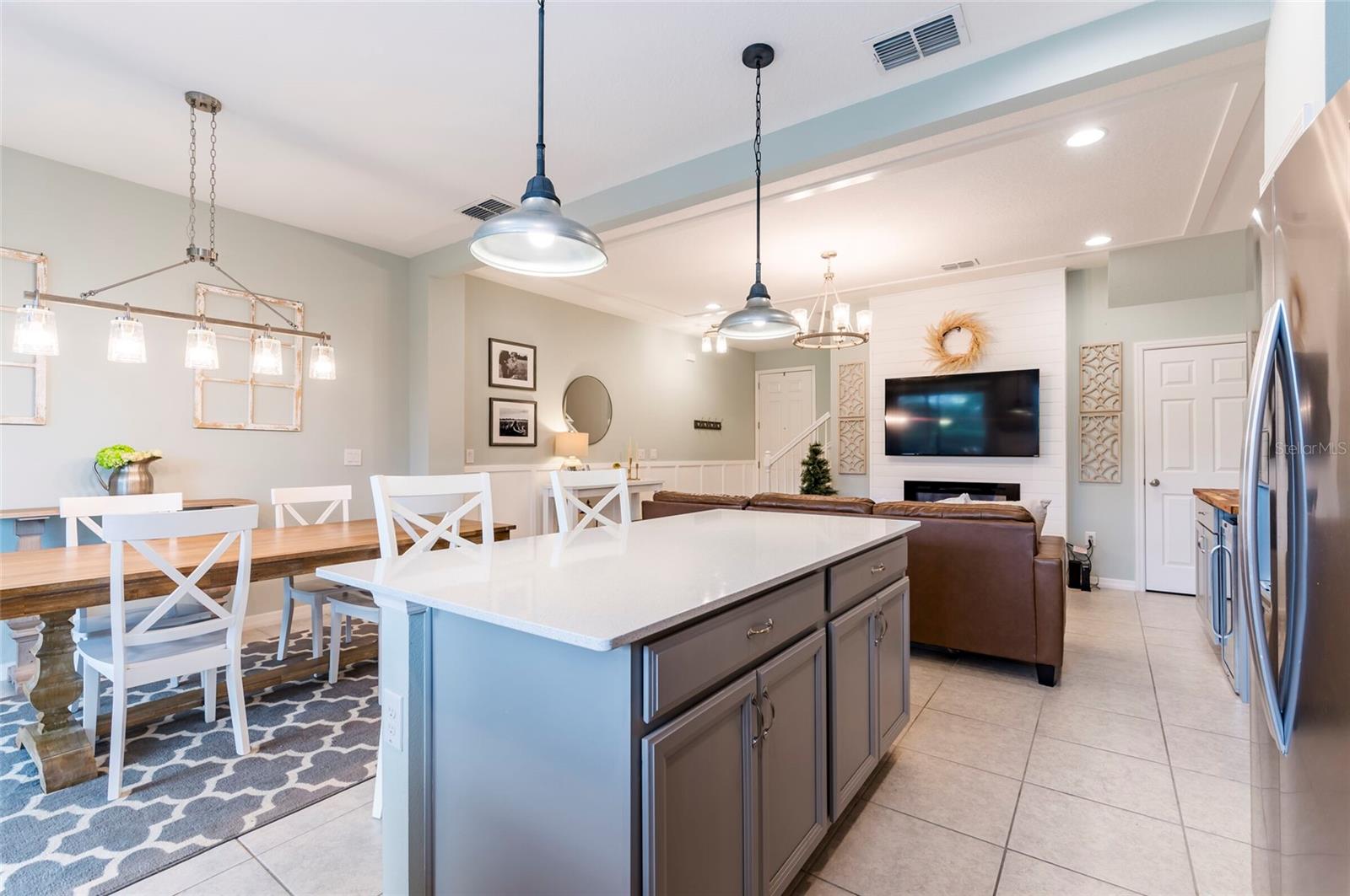 6356 CAMINO DR, APOLLO BEACH, FL, 33572