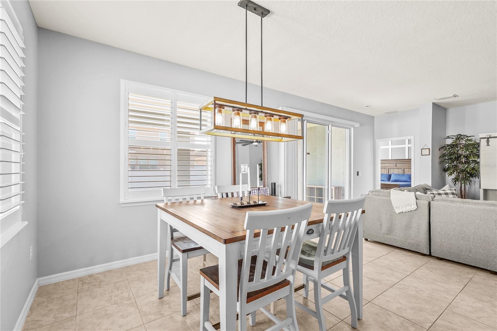 3033 ESMERALDA DR, SARASOTA, FL, 34243