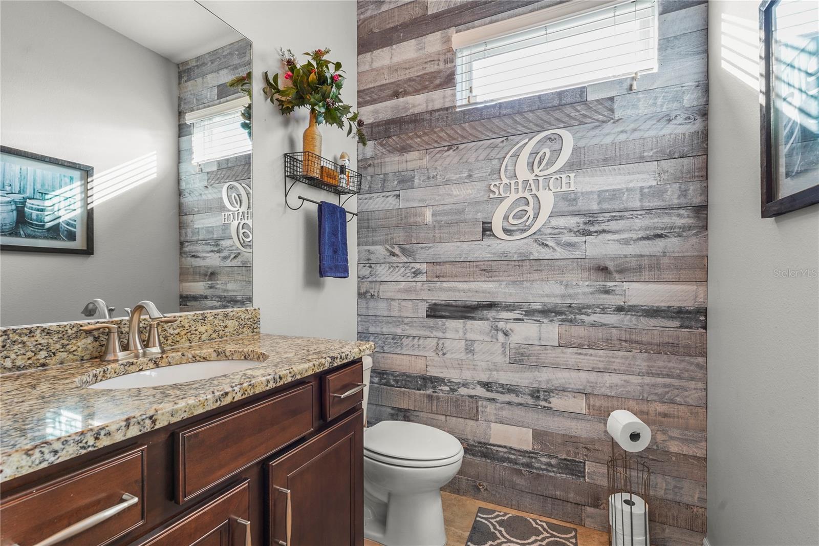 3033 ESMERALDA DR, SARASOTA, FL, 34243
