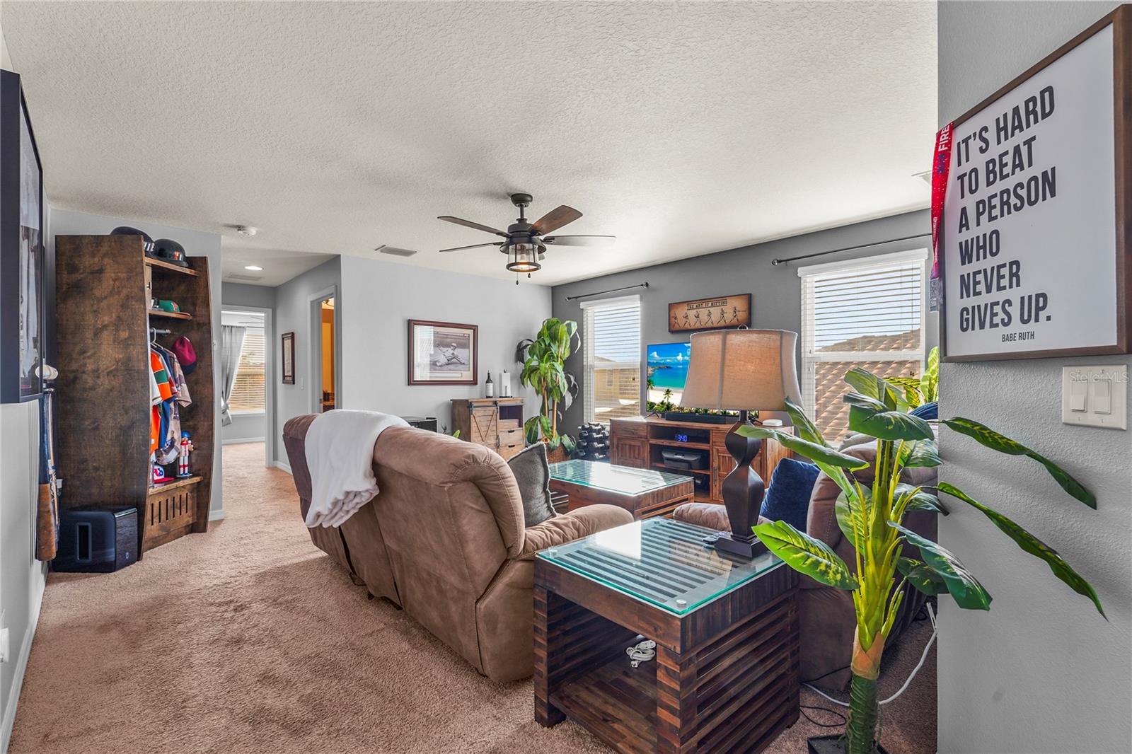 3033 ESMERALDA DR, SARASOTA, FL, 34243