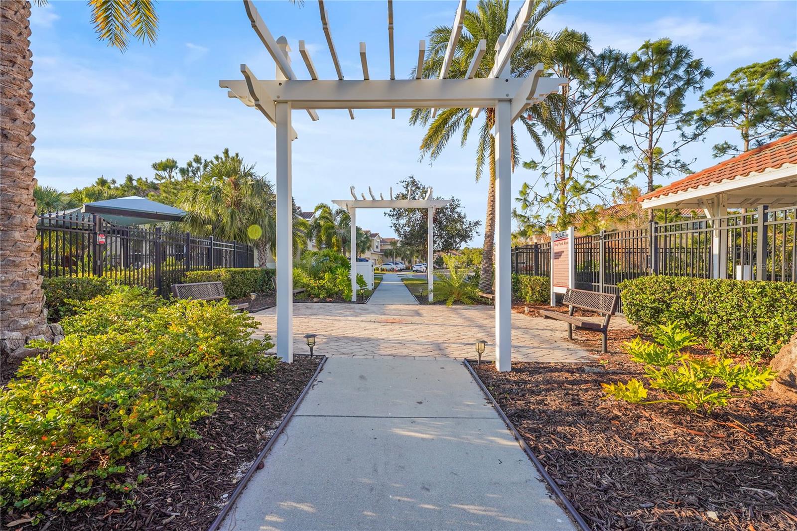 3033 ESMERALDA DR, SARASOTA, FL, 34243