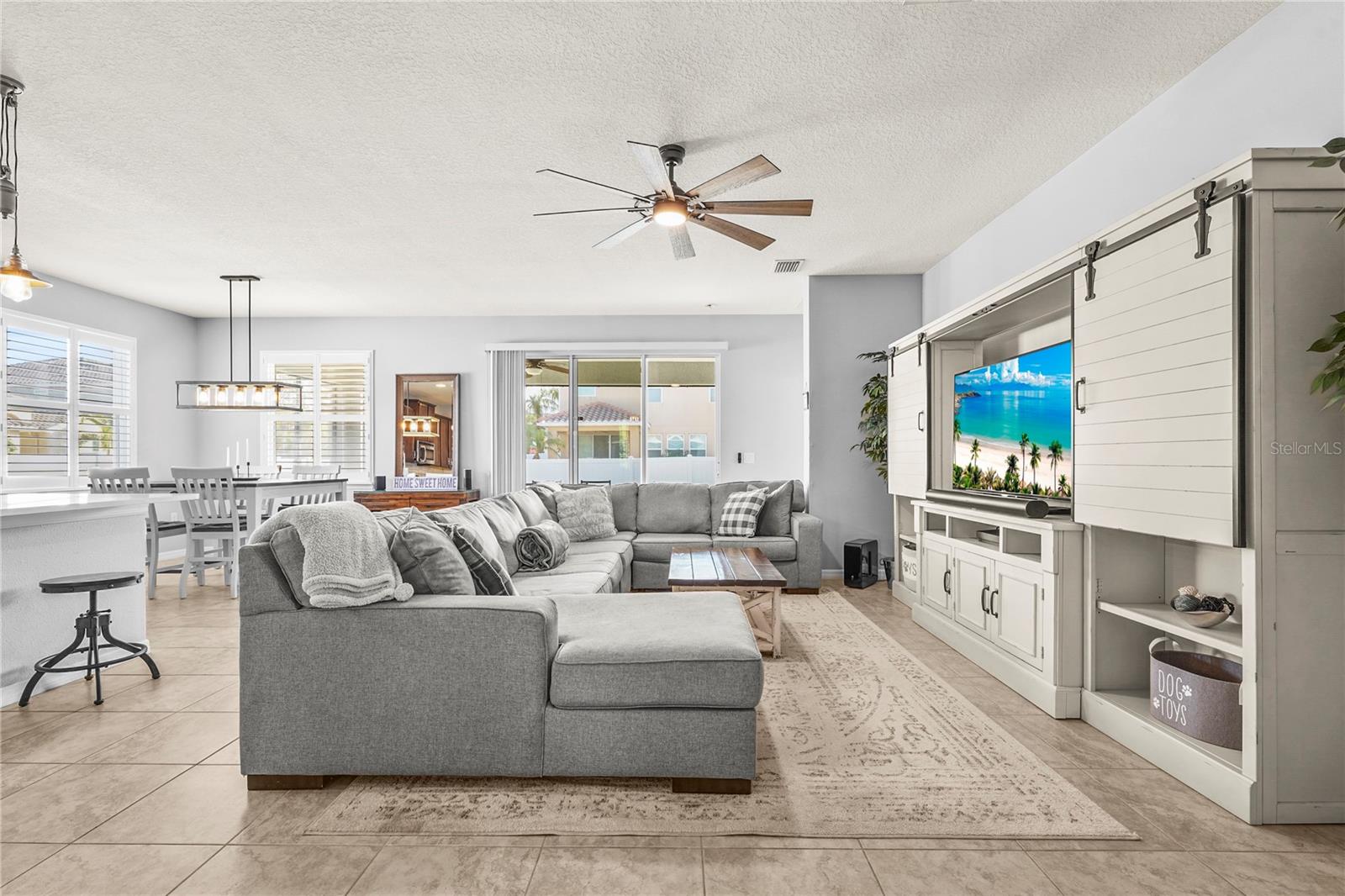 3033 ESMERALDA DR, SARASOTA, FL, 34243
