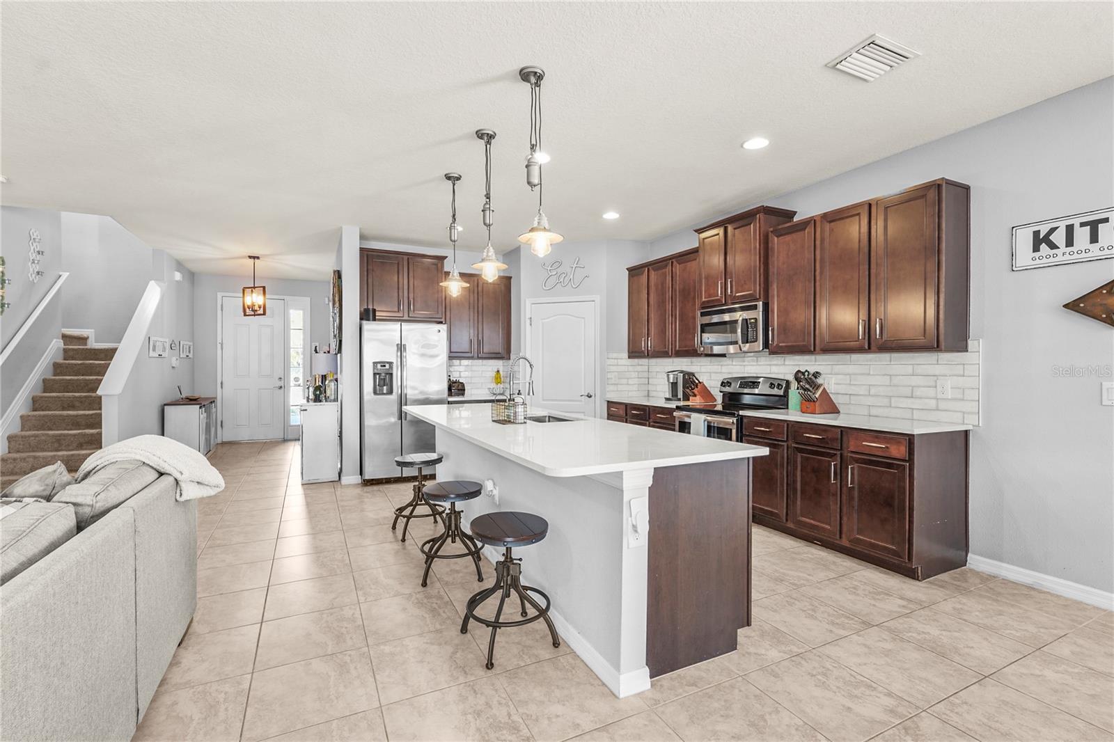 3033 ESMERALDA DR, SARASOTA, FL, 34243