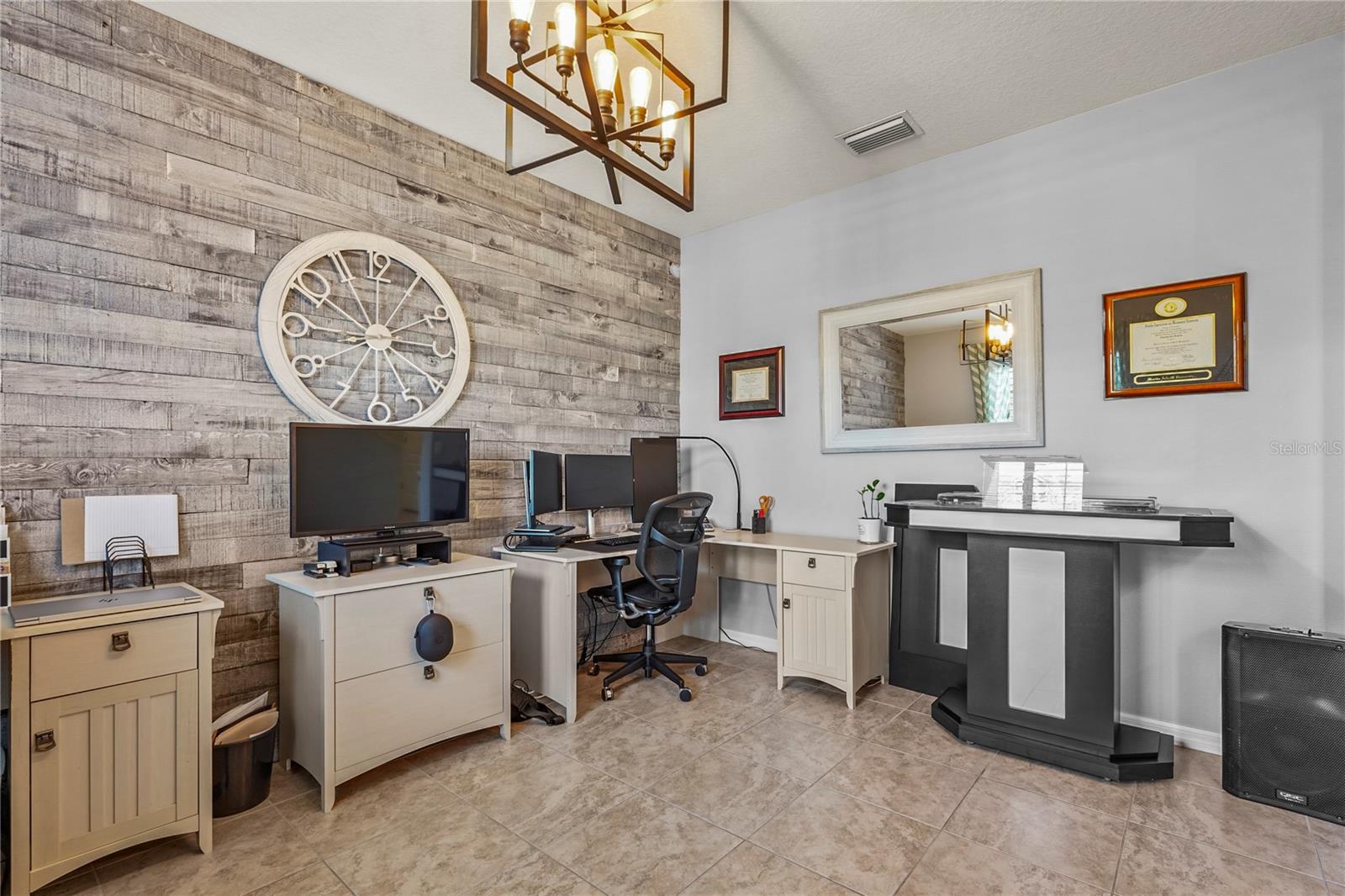 3033 ESMERALDA DR, SARASOTA, FL, 34243