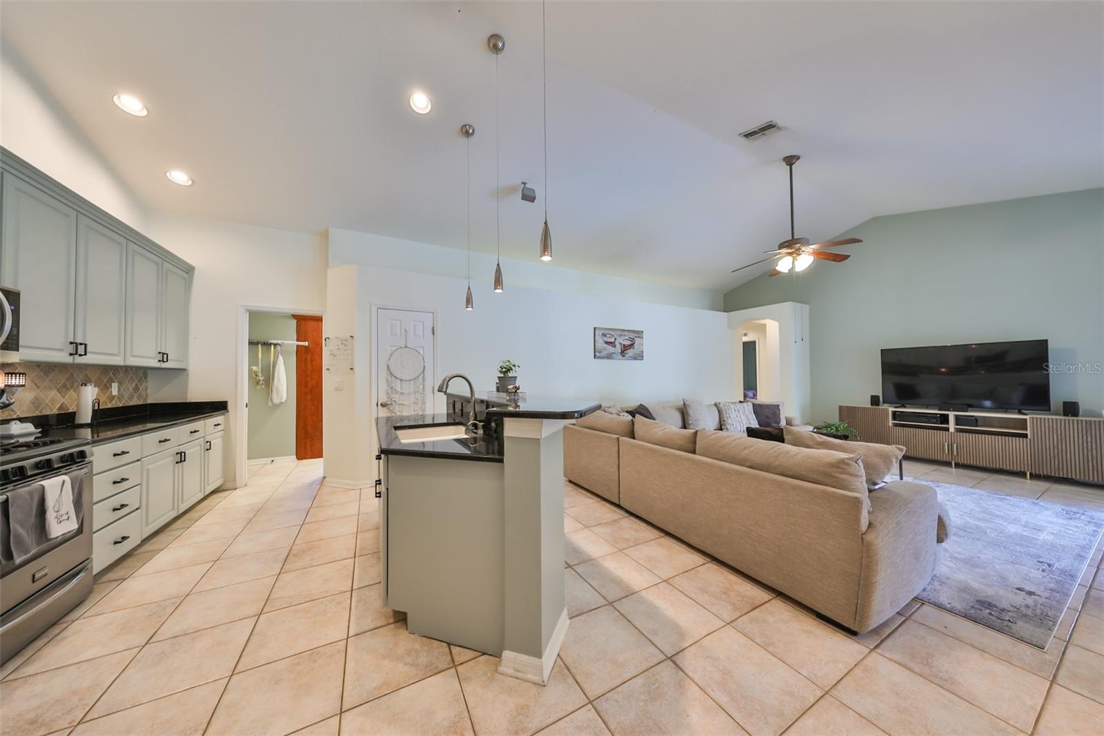9415 SAYRE ST, RIVERVIEW, FL, 33569