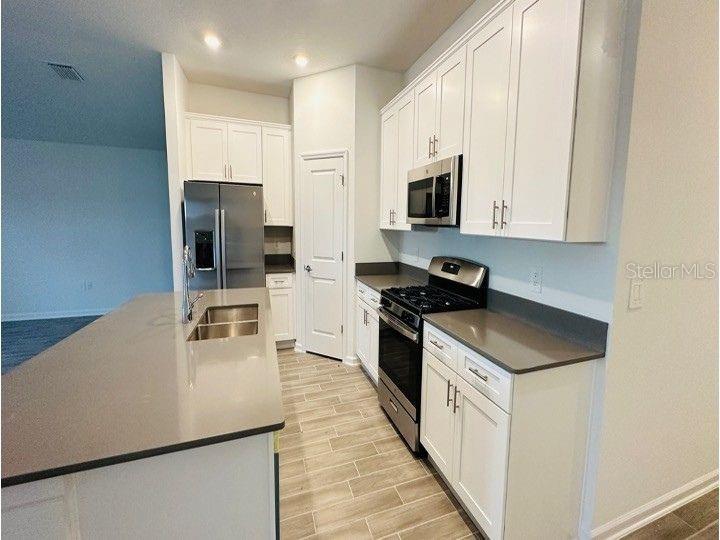 34575 SHELLBACK ST, LEESBURG, FL, 34788