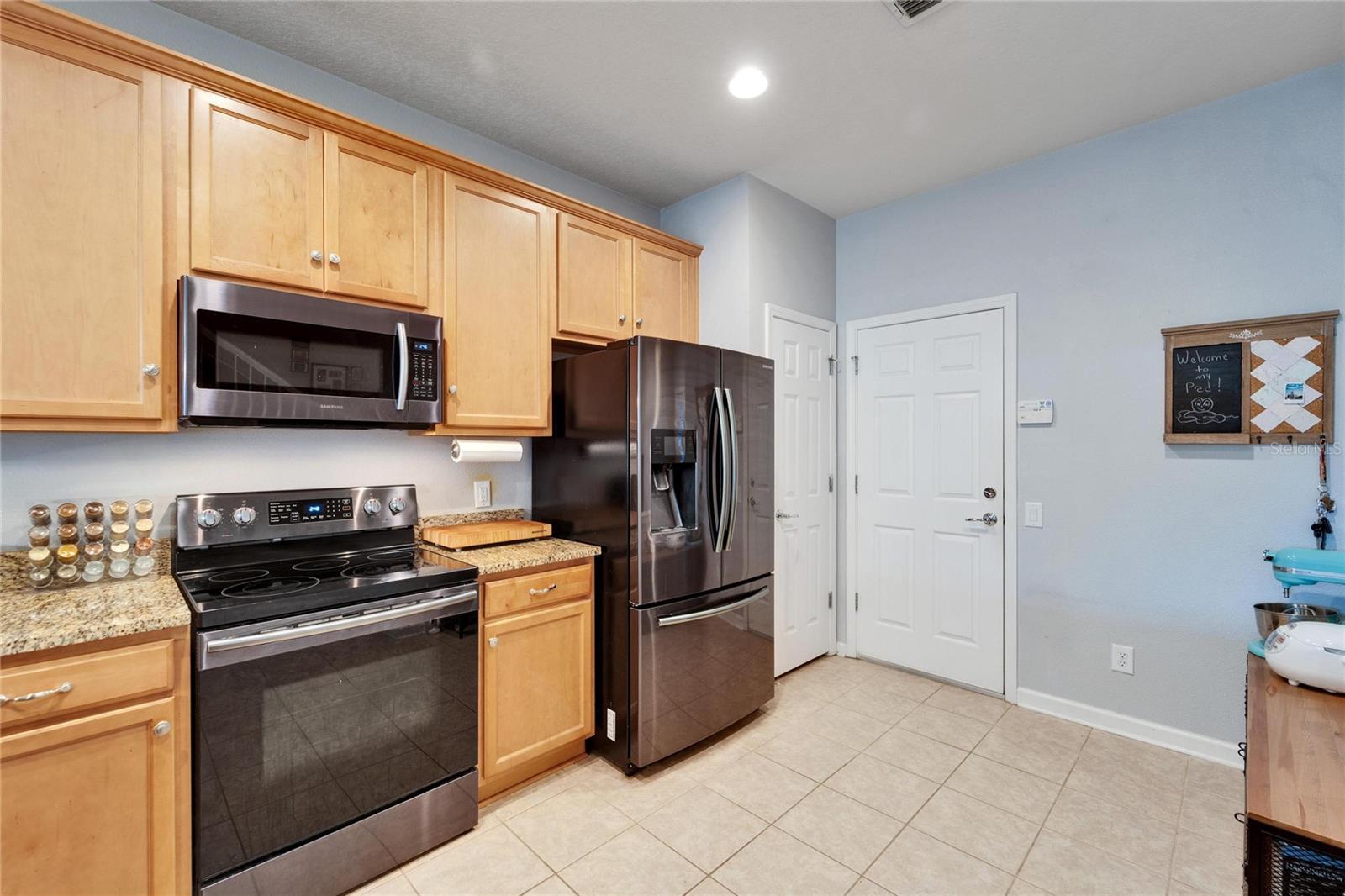 6912 ROCK SPRINGS WAY, TAMPA, FL, 33625