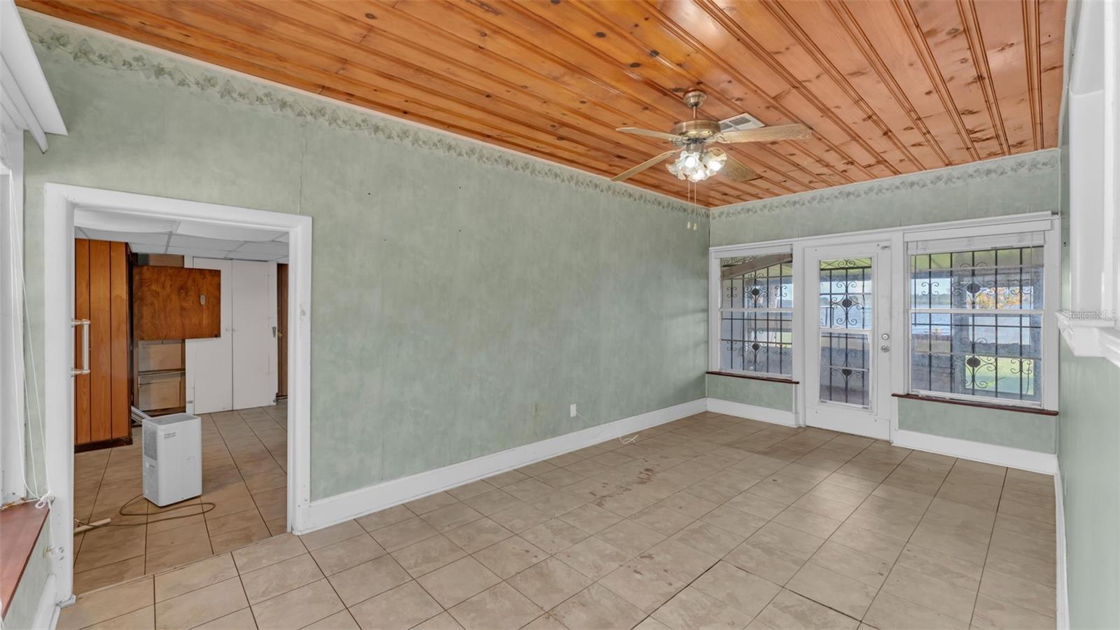 912 LAKE JESSIE DR, WINTER HAVEN, FL, 33881