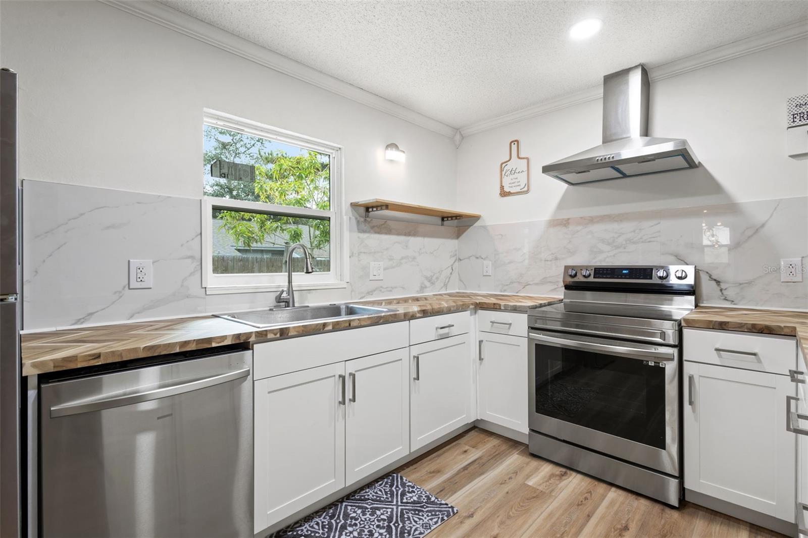 15111 VERONA AVE, CLEARWATER, FL, 33760