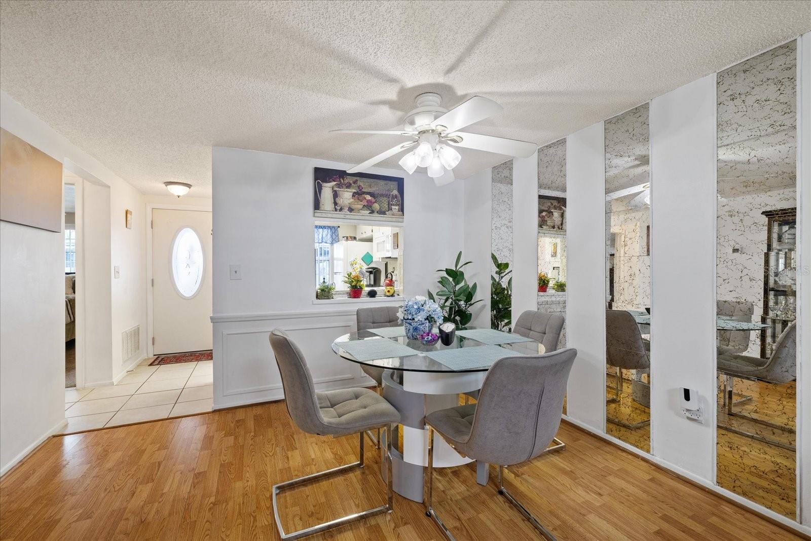 W7871114 Property Photo