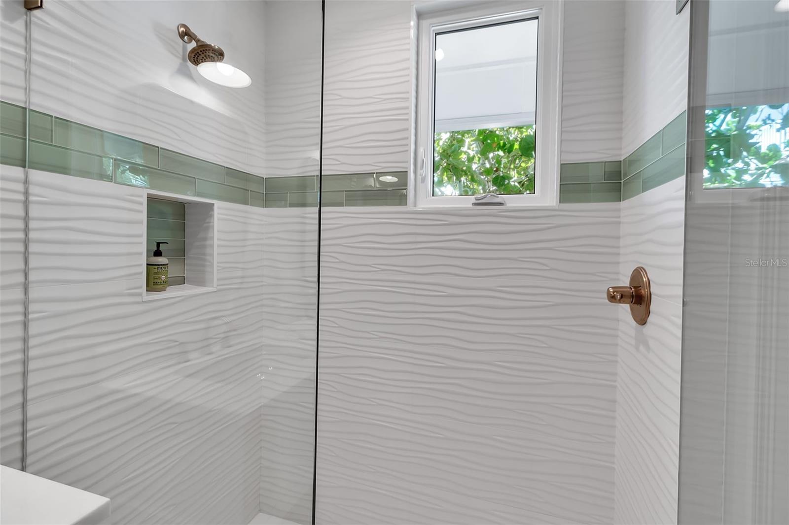 A4634191 Property Photo