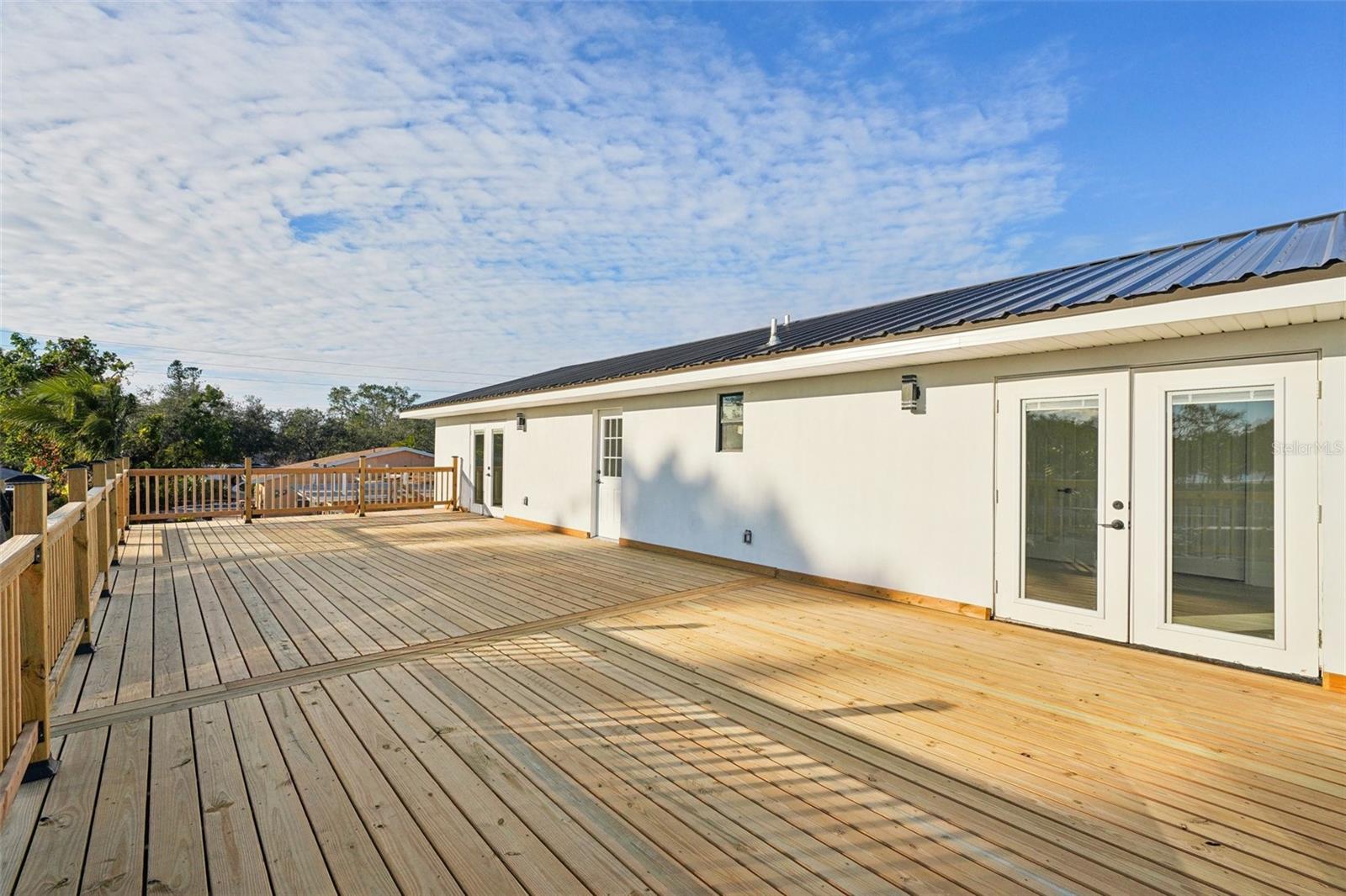 380 COLONY POINT RD S, ST PETERSBURG, FL, 33705