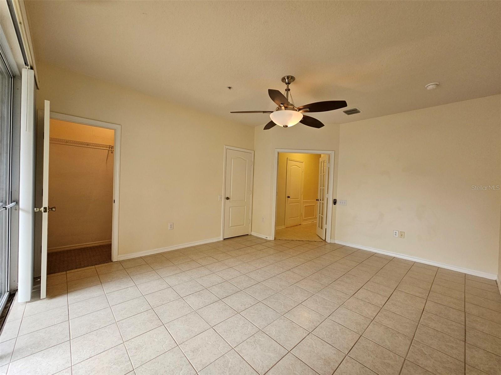 3127 BAYSHORE OAKS DR, TAMPA, FL, 33611