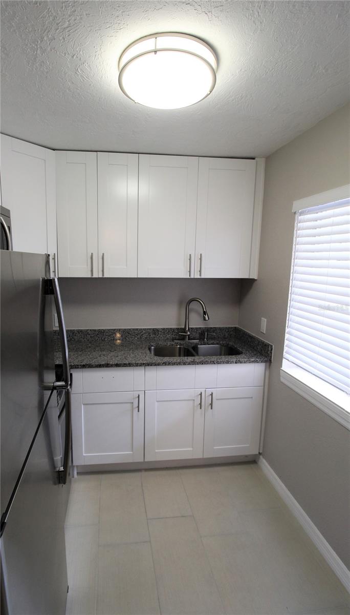 3001 BEE RIDGE RD #110, SARASOTA, FL, 34239