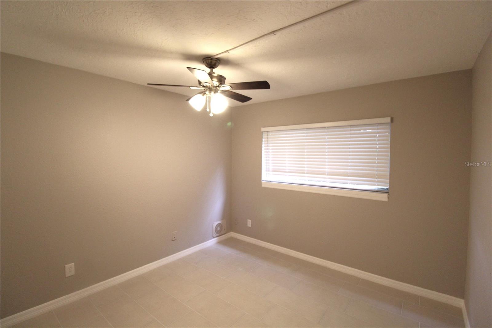 3001 BEE RIDGE RD #110, SARASOTA, FL, 34239