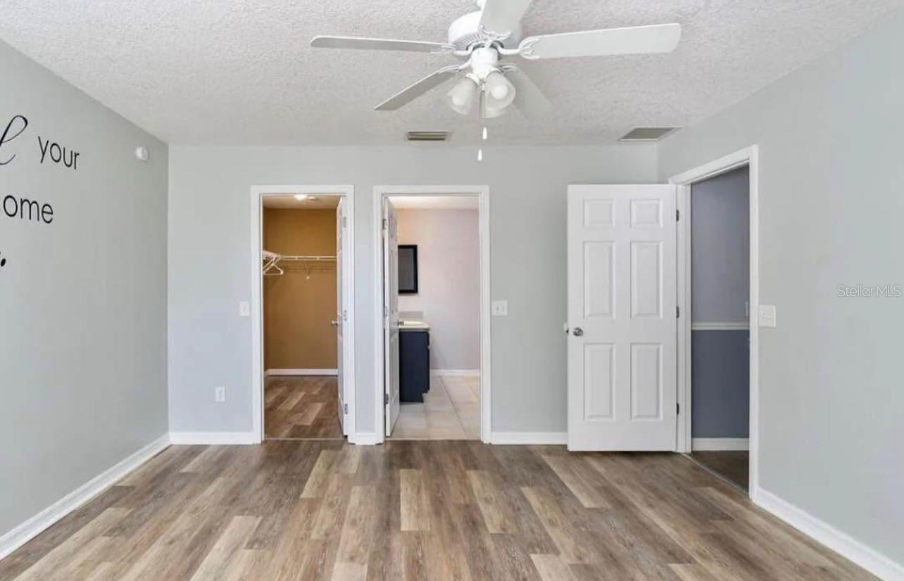 104 CHERRY BLOSSOM LN, LADY LAKE, FL, 32159