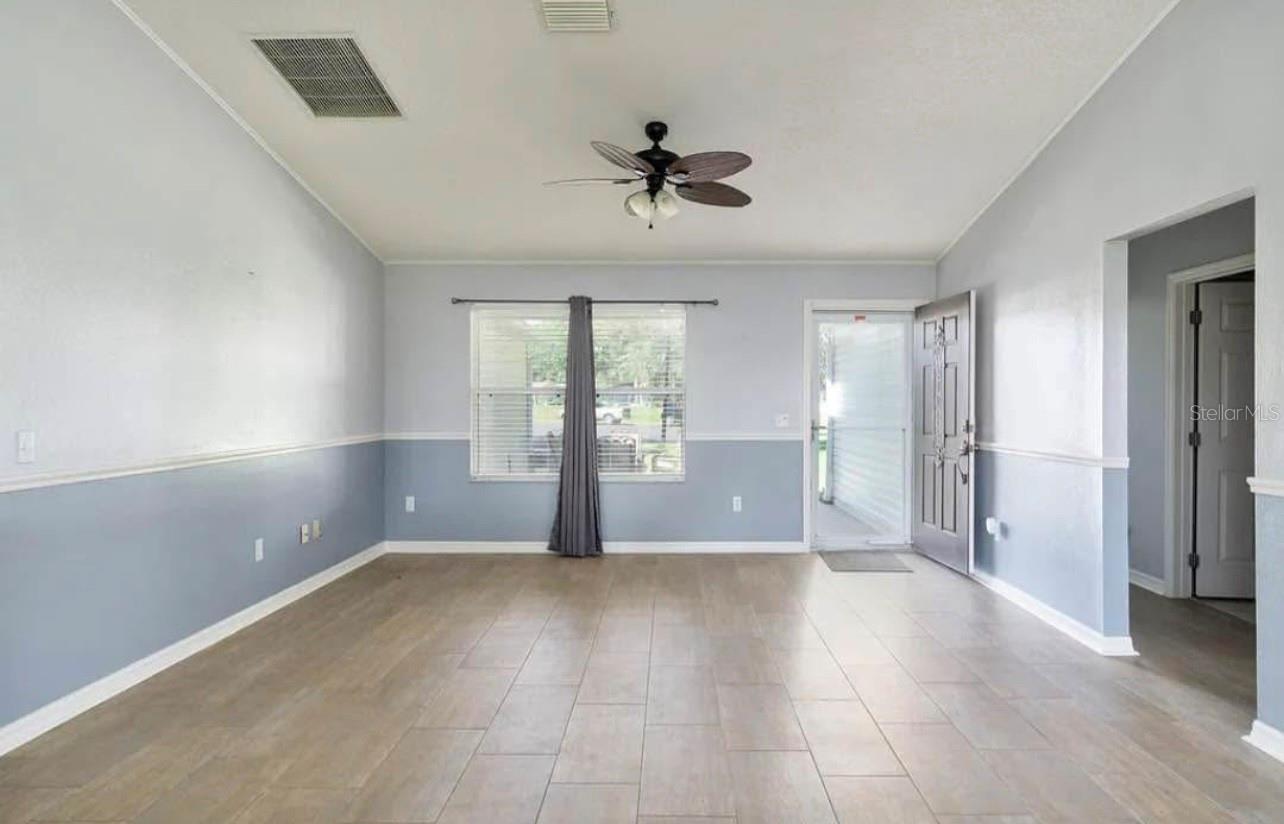 104 CHERRY BLOSSOM LN, LADY LAKE, FL, 32159