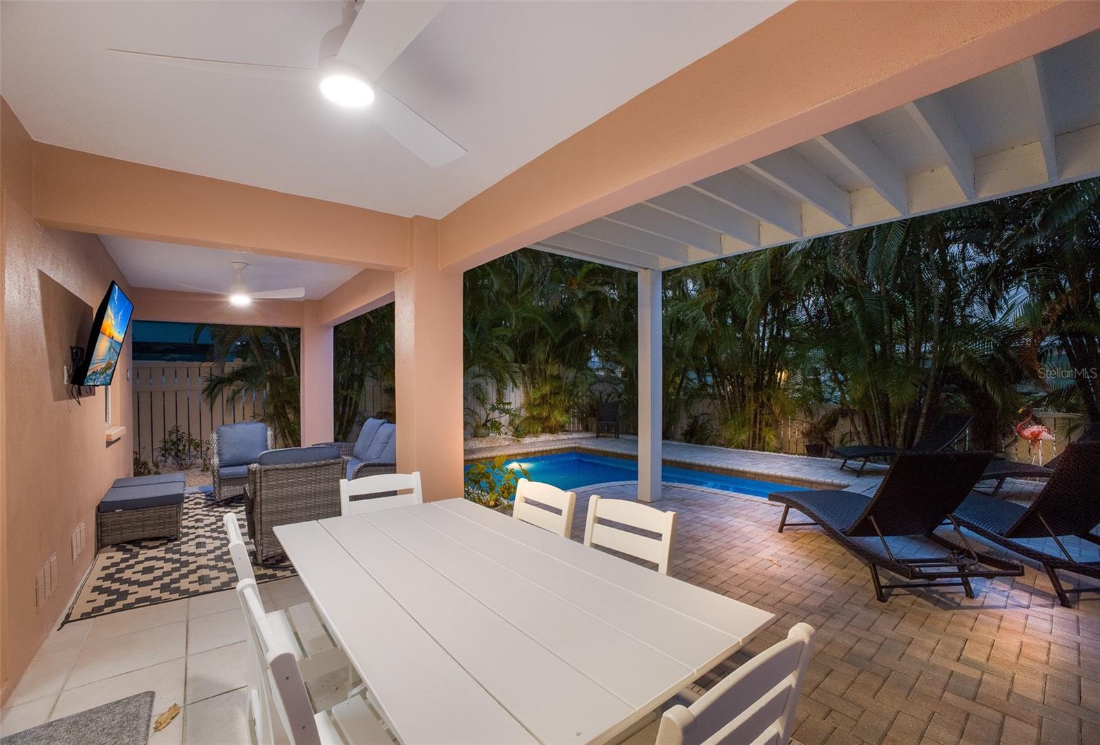 312 61ST ST #B, HOLMES BEACH, FL, 34217