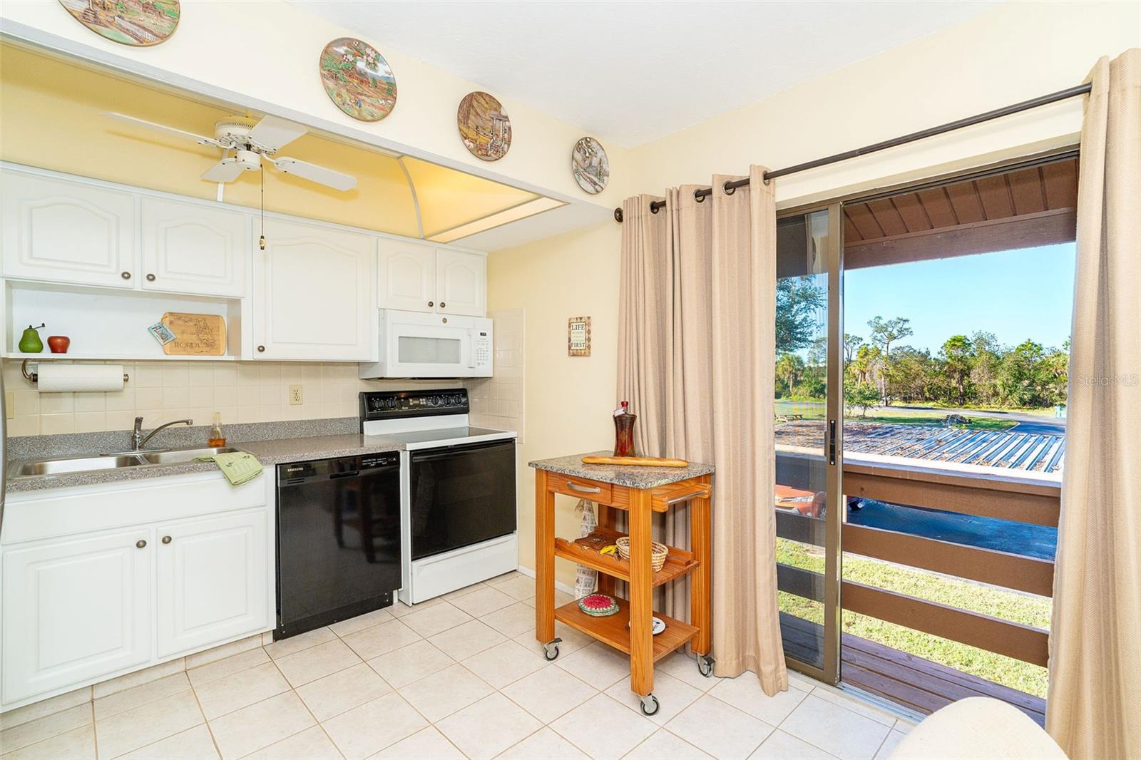 10 QUAILS RUN BLVD #12, ENGLEWOOD, FL, 34223