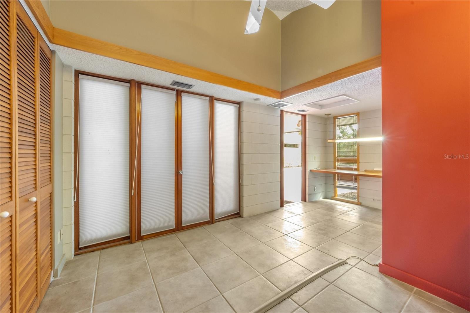 245 WILLOW AVE, ANNA MARIA, FL, 34216