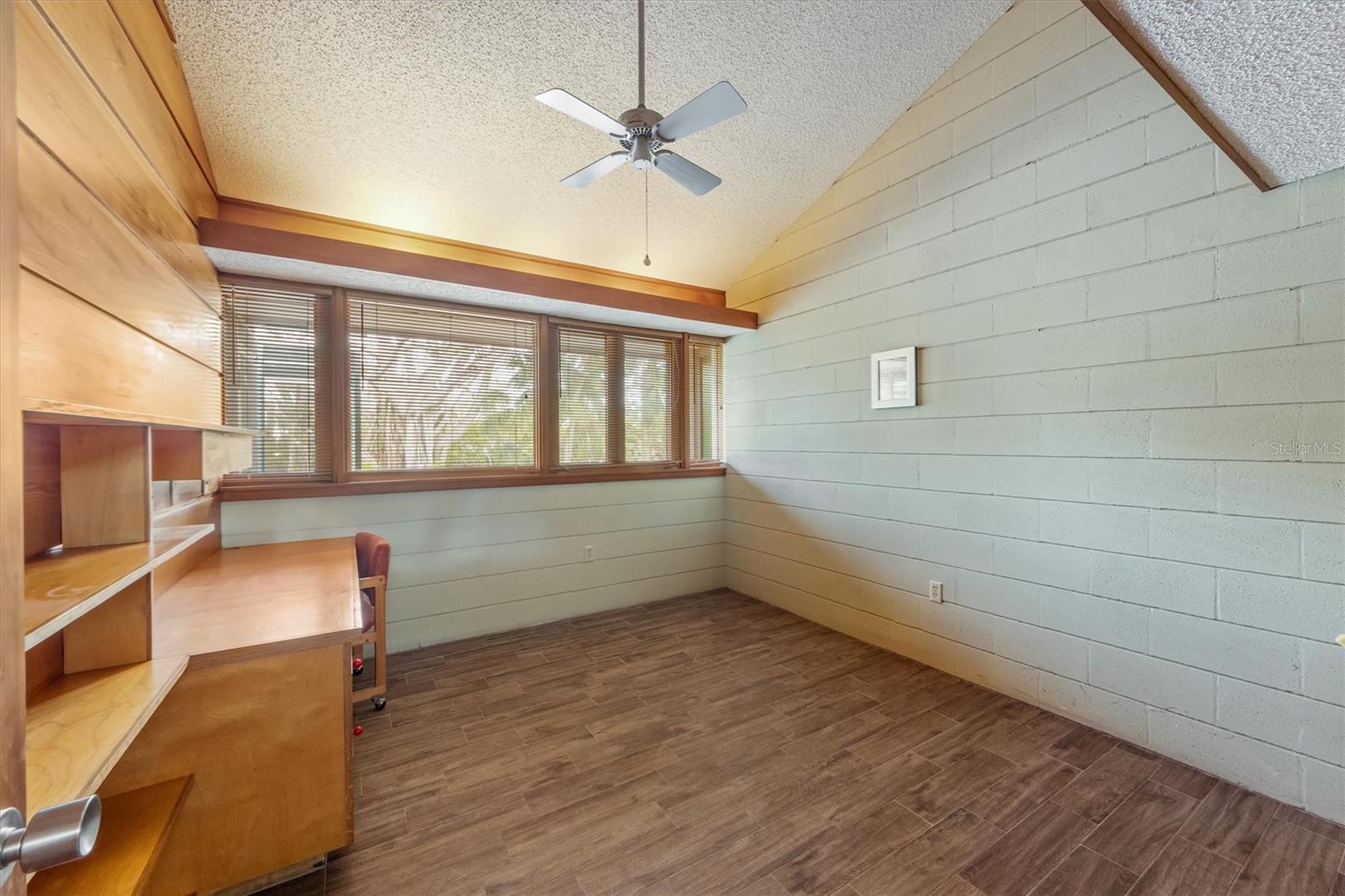 245 WILLOW AVE, ANNA MARIA, FL, 34216