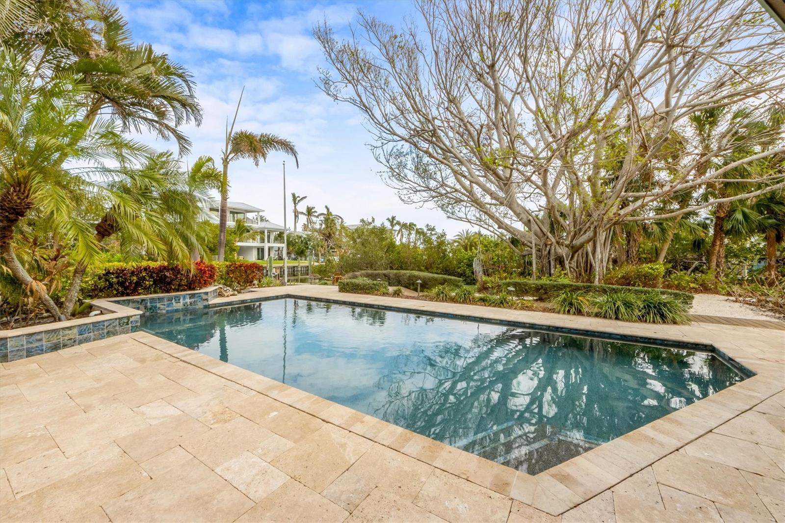 245 WILLOW AVE, ANNA MARIA, FL, 34216