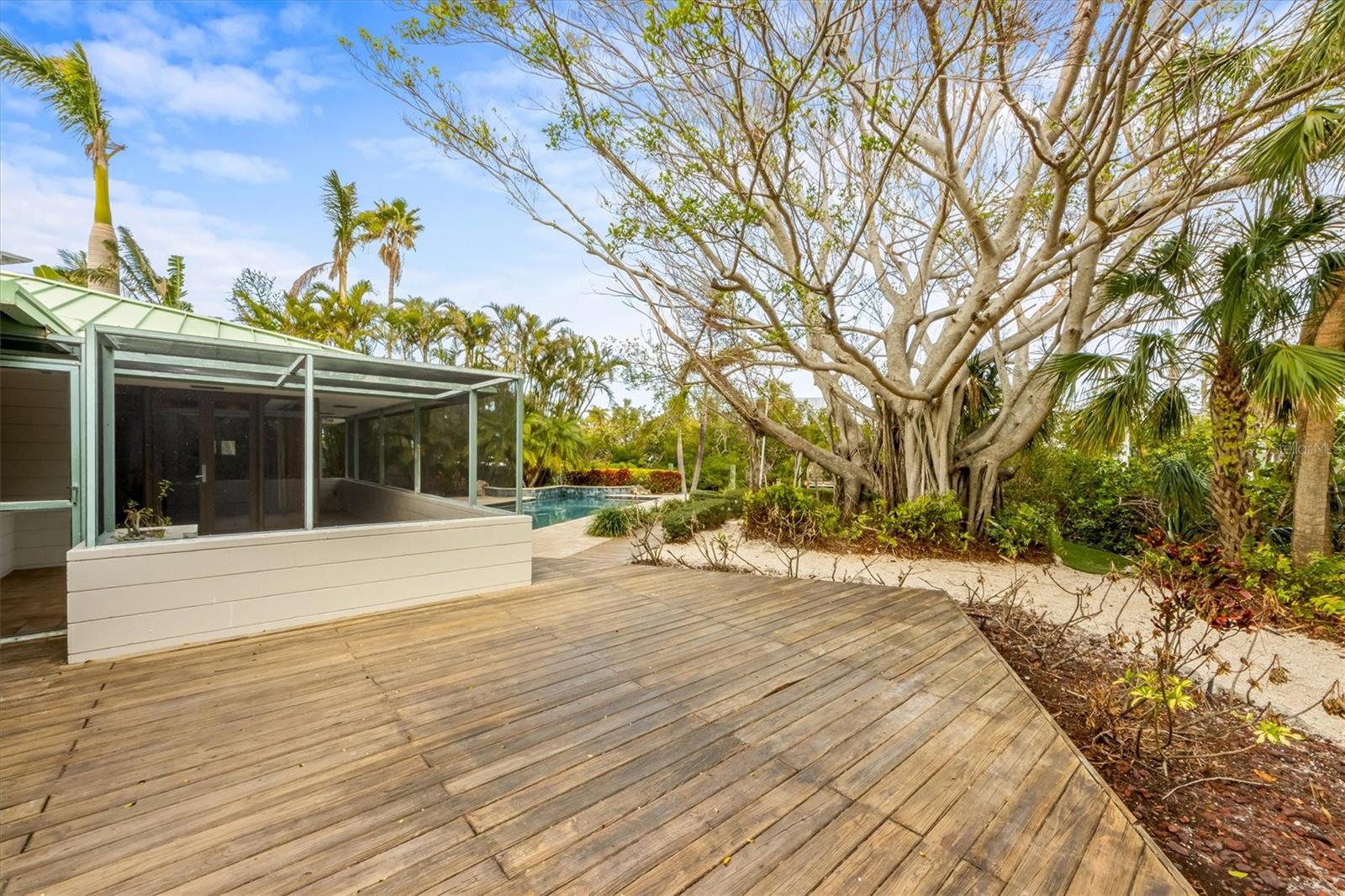 245 WILLOW AVE, ANNA MARIA, FL, 34216