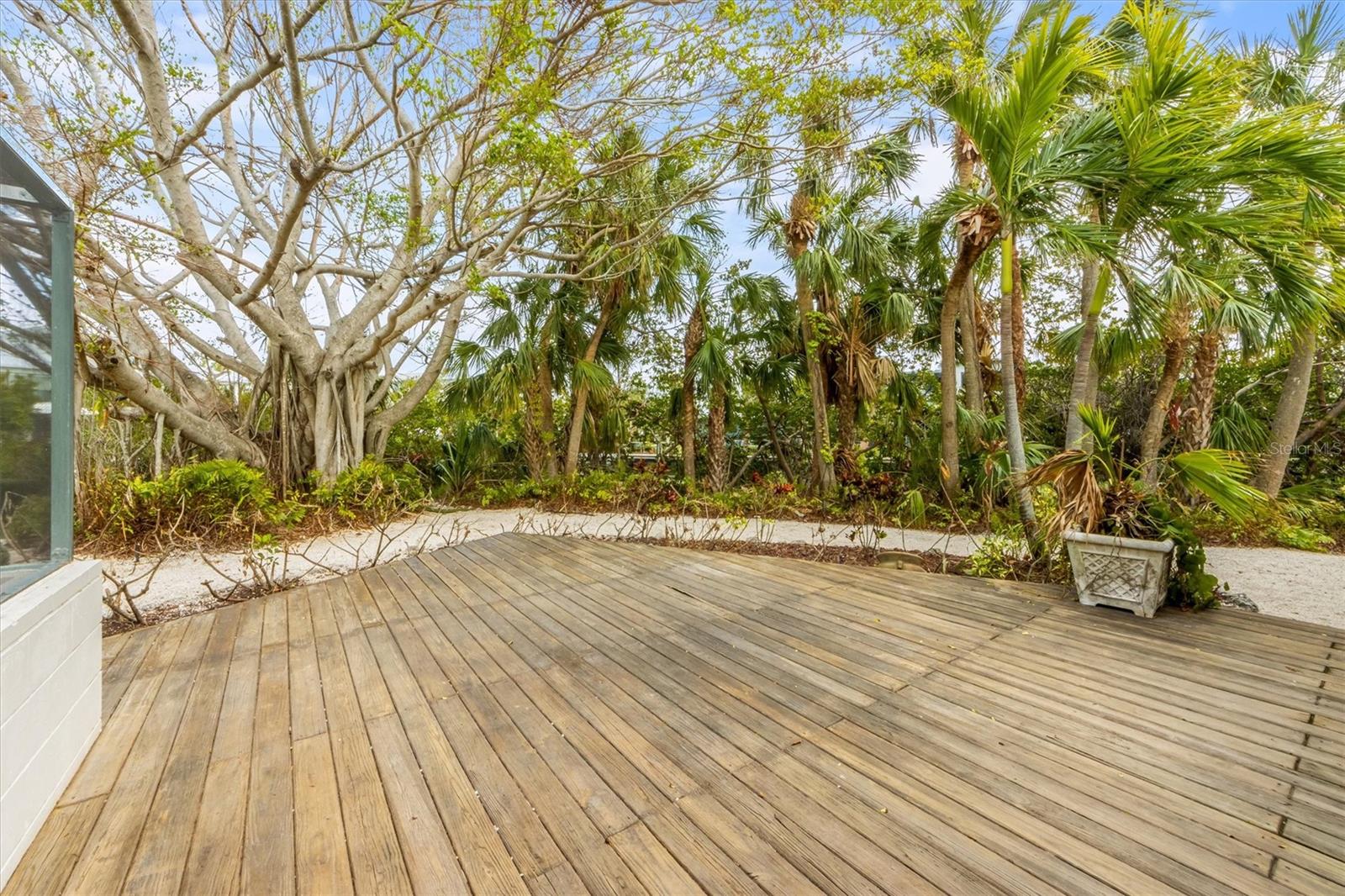 245 WILLOW AVE, ANNA MARIA, FL, 34216
