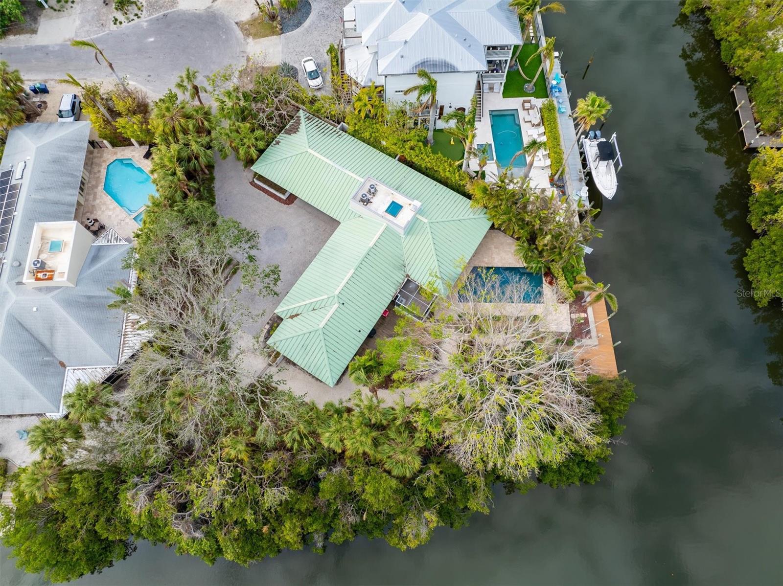 245 WILLOW AVE, ANNA MARIA, FL, 34216