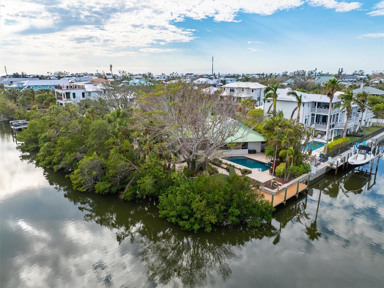 245 WILLOW AVE, ANNA MARIA, FL, 34216
