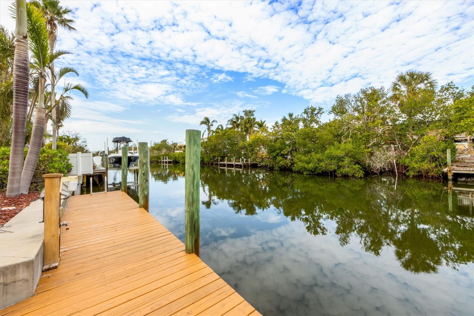 245 WILLOW AVE, ANNA MARIA, FL, 34216